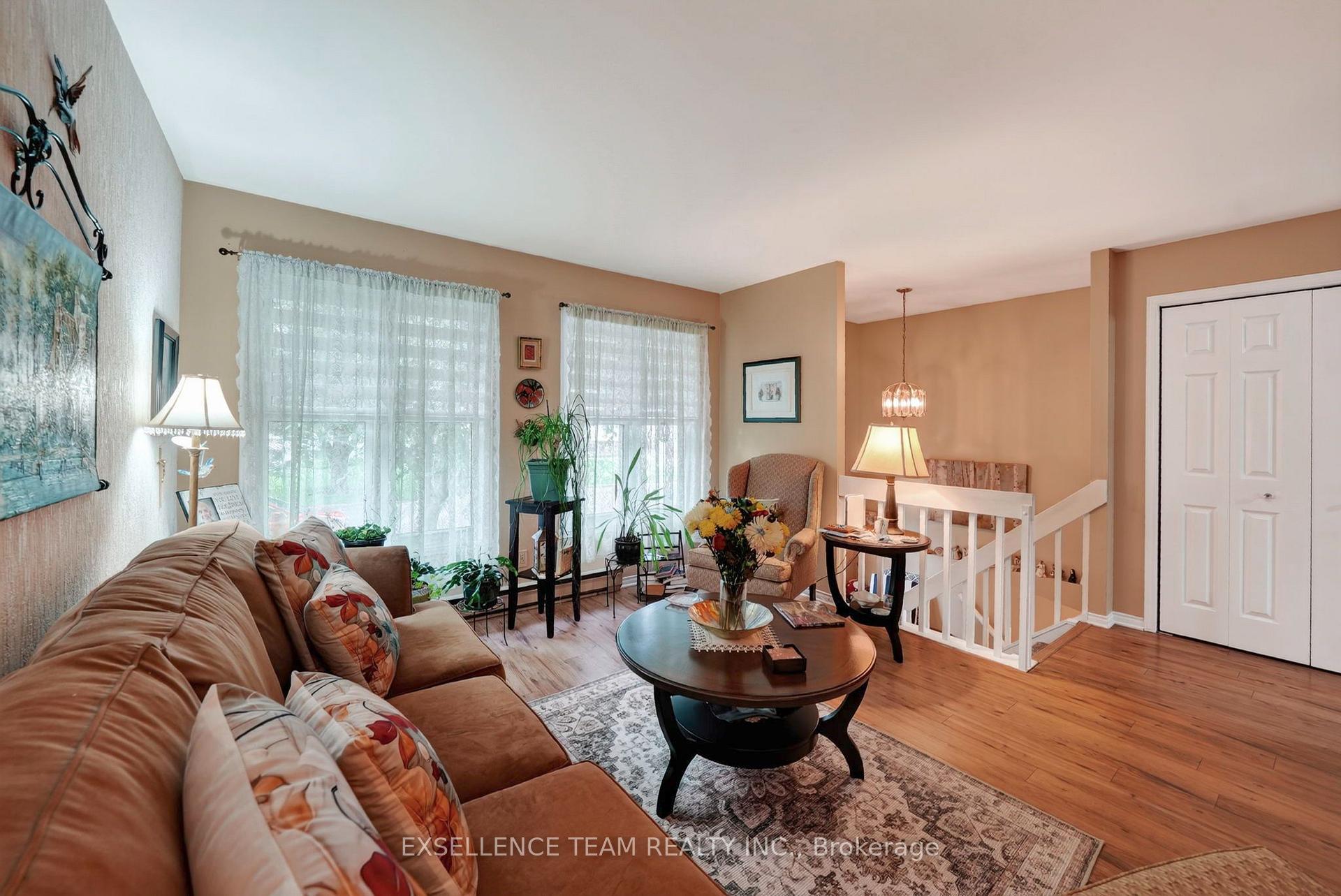 Photo 4 of 111 Glen Oaks Court, Cornwall, Cornwall — HOMEH