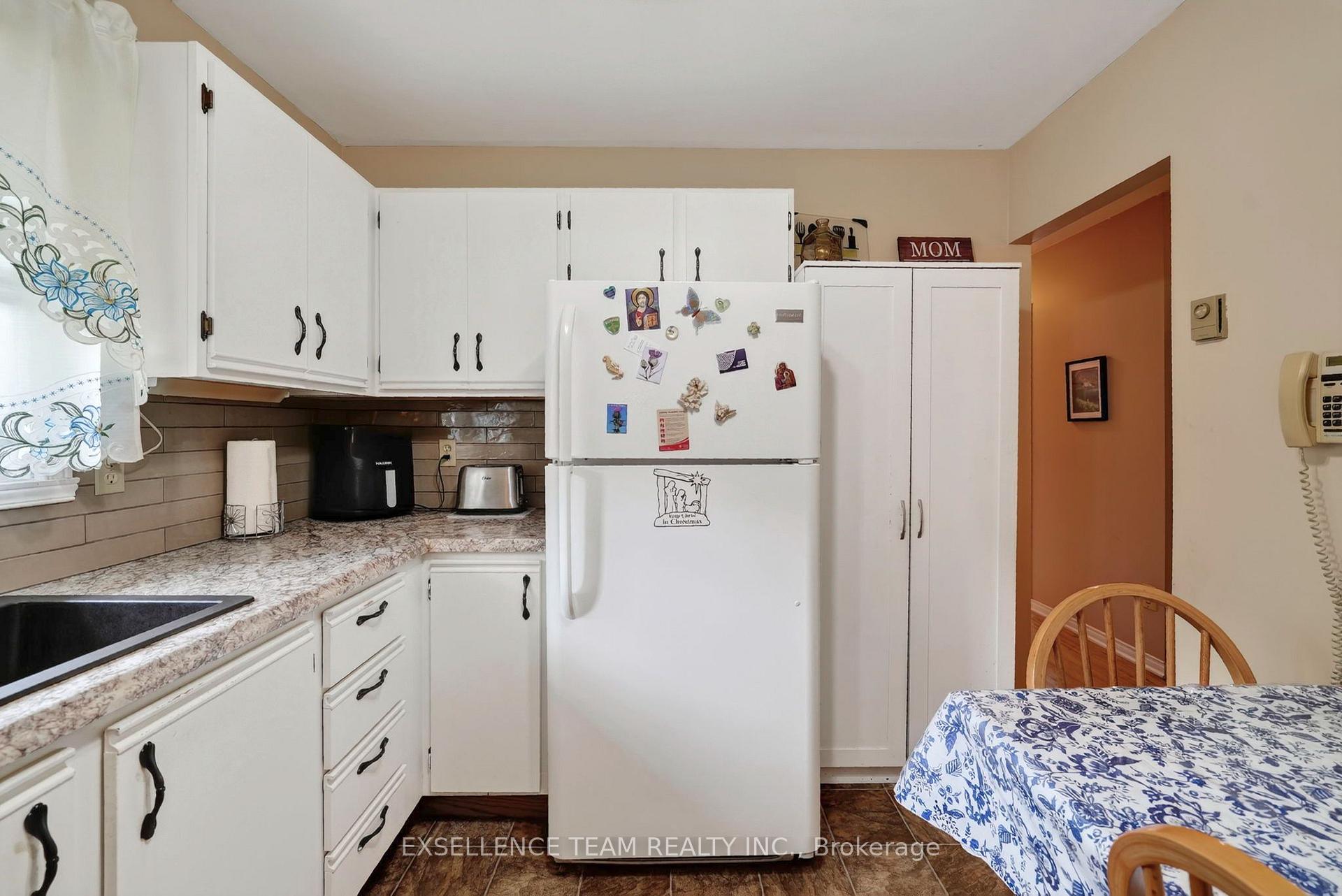 Photo 9 of 111 Glen Oaks Court, Cornwall, Cornwall — HOMEH