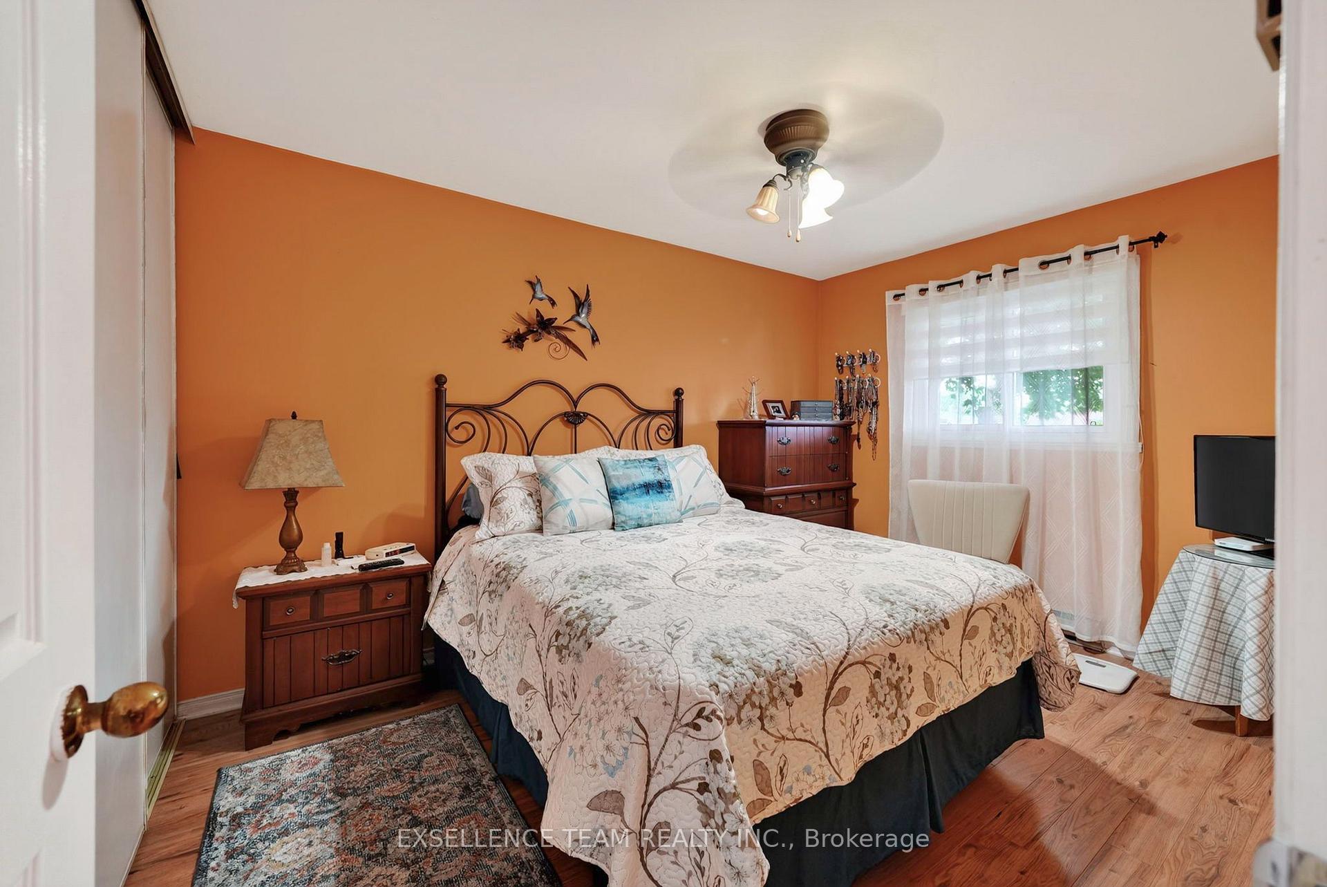 Photo 14 of 111 Glen Oaks Court, Cornwall, Cornwall — HOMEH