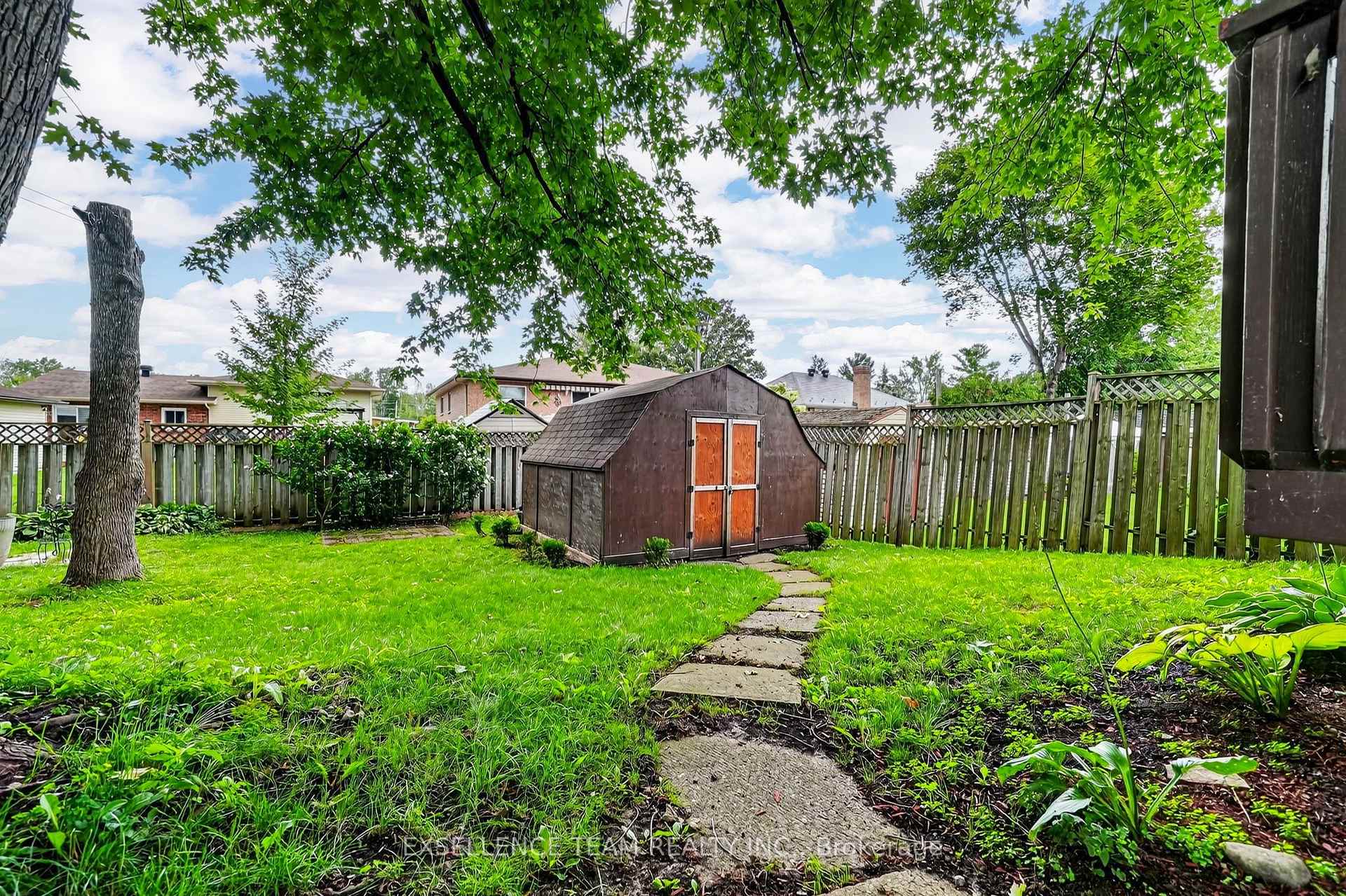Photo 27 of 111 Glen Oaks Court, Cornwall, Cornwall — HOMEH