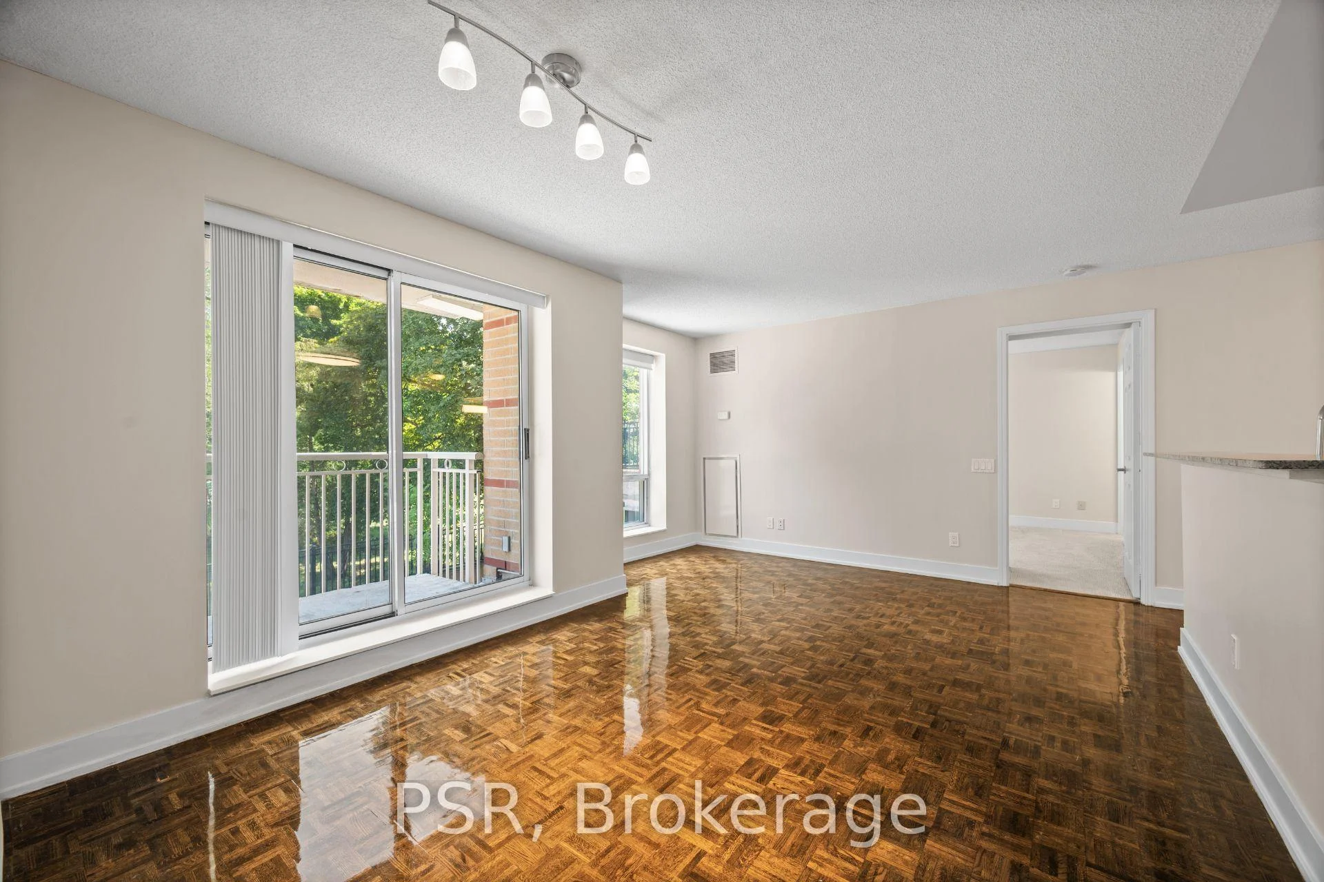 Photo 8 of Unit 110, 515 Rosewell Avenue, Toronto, Lawrence Park South — HOMEH