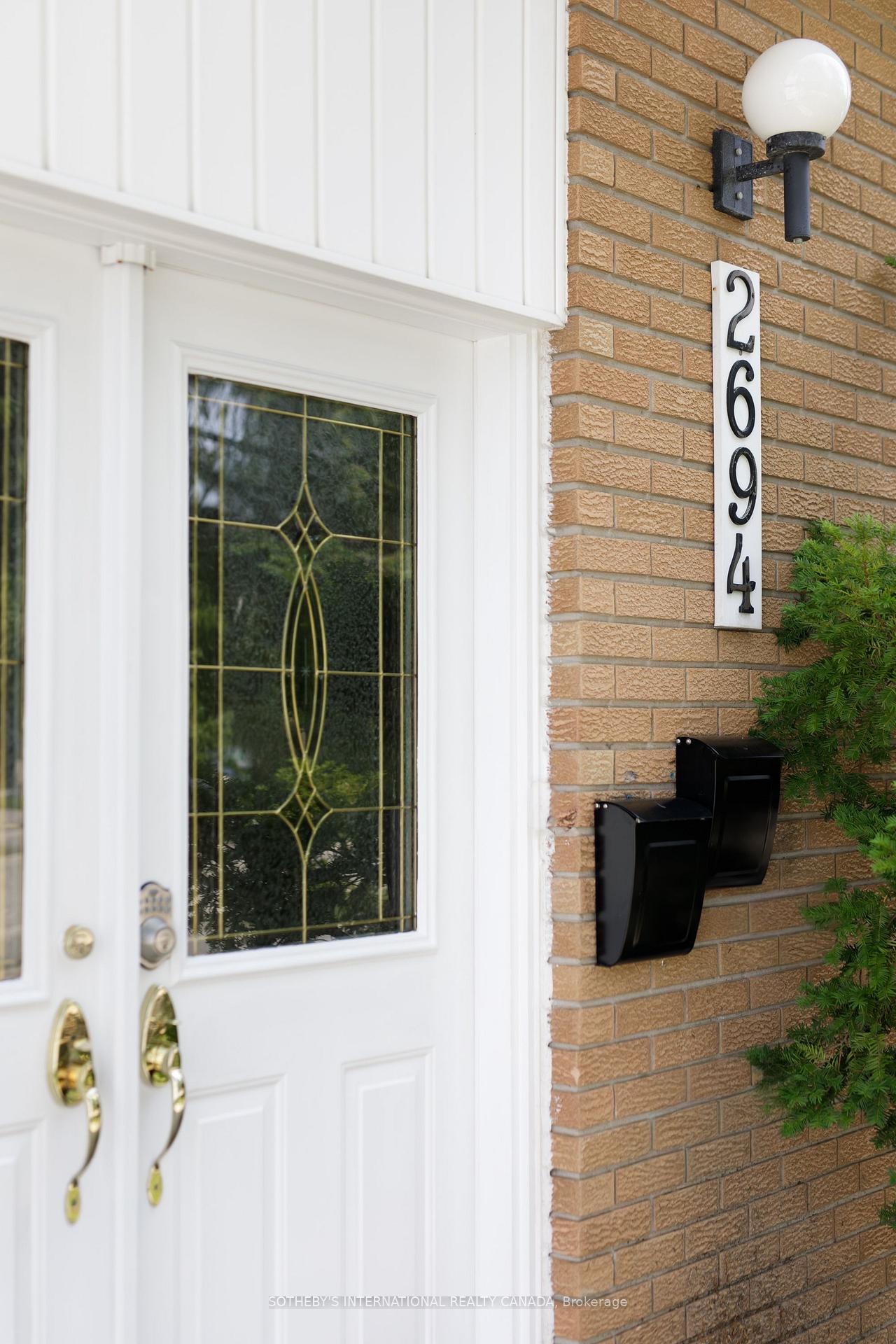 Photo 3 of Unit Upper, 2694 Constable Road, Mississauga, Clarkson — HOMEH