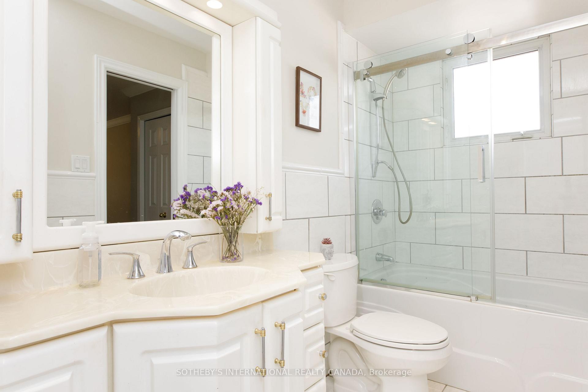 Photo 16 of Unit Upper, 2694 Constable Road, Mississauga, Clarkson — HOMEH