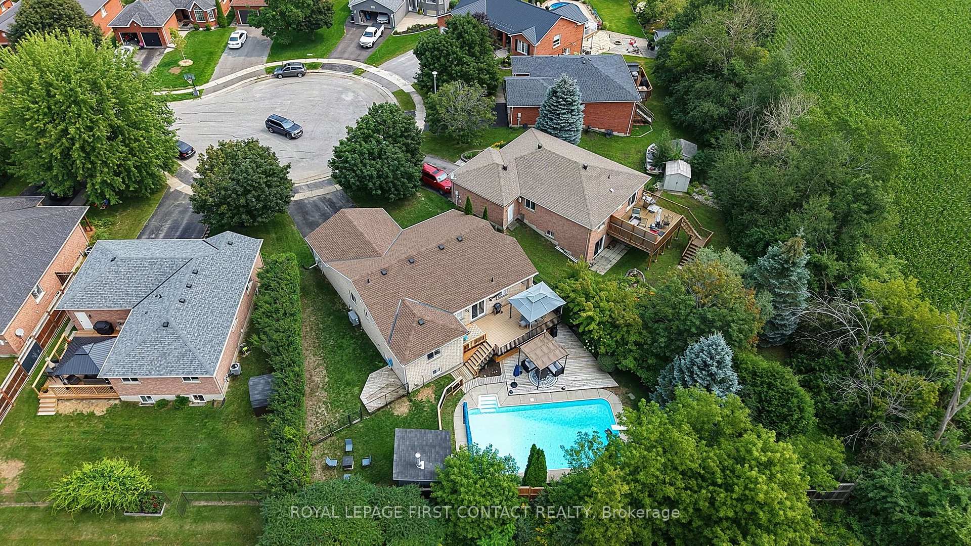 Photo 1 of 14 Hunter Court, Springwater, Elmvale — HOMEH