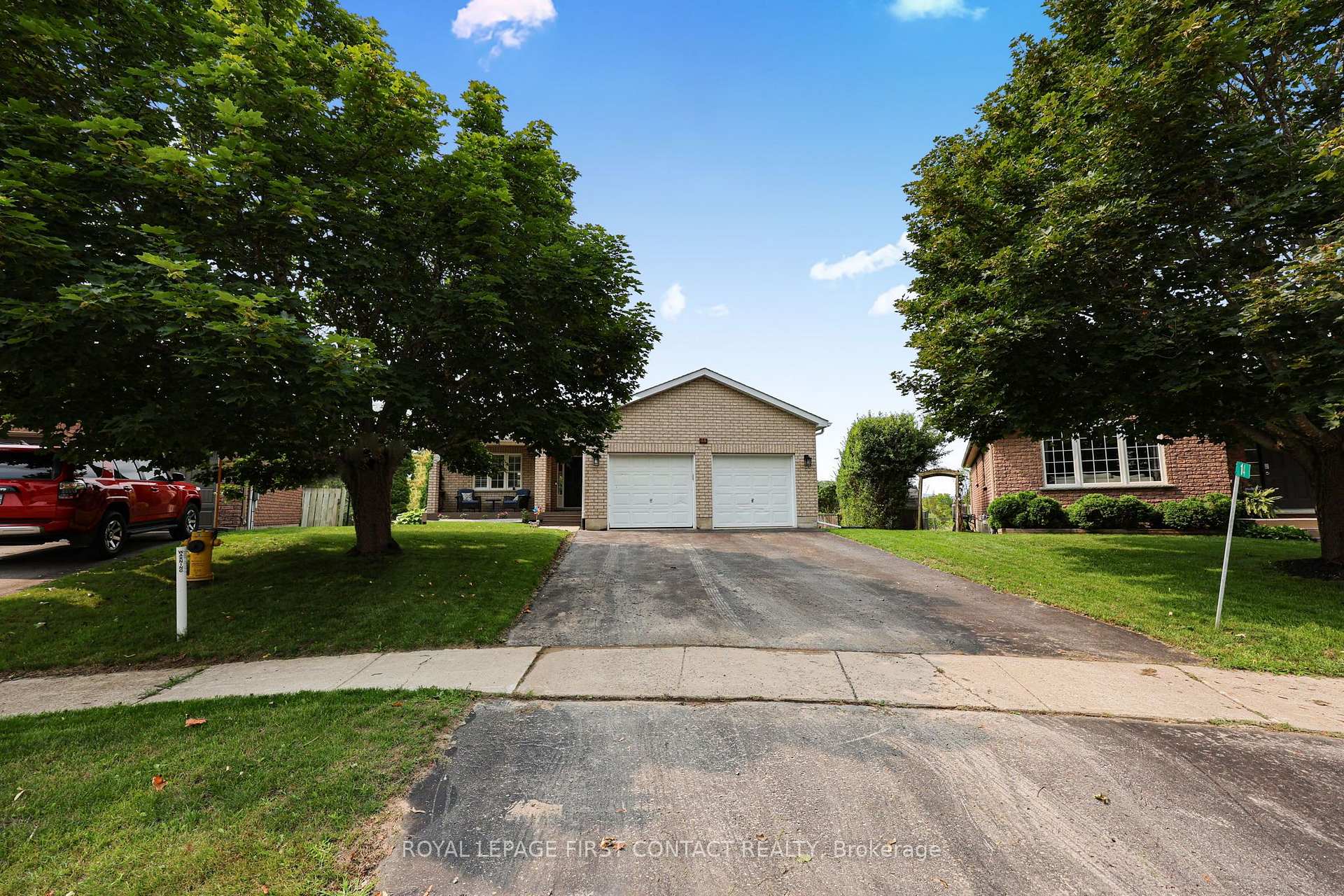 Photo 3 of 14 Hunter Court, Springwater, Elmvale — HOMEH