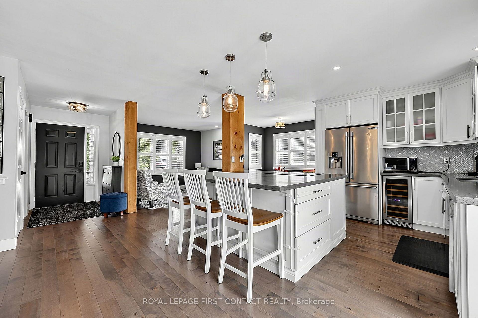 Photo 8 of 14 Hunter Court, Springwater, Elmvale — HOMEH