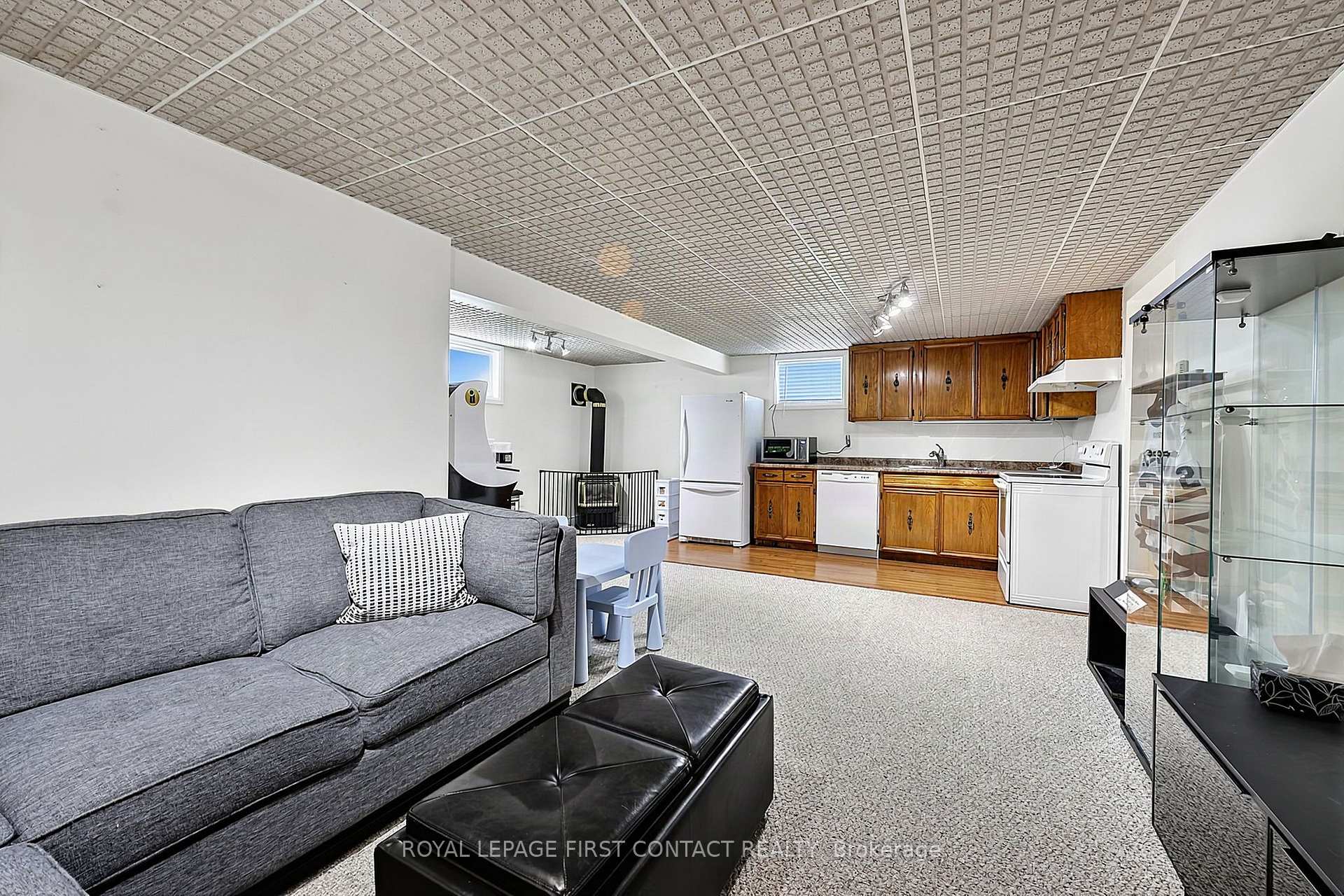 Photo 24 of 14 Hunter Court, Springwater, Elmvale — HOMEH
