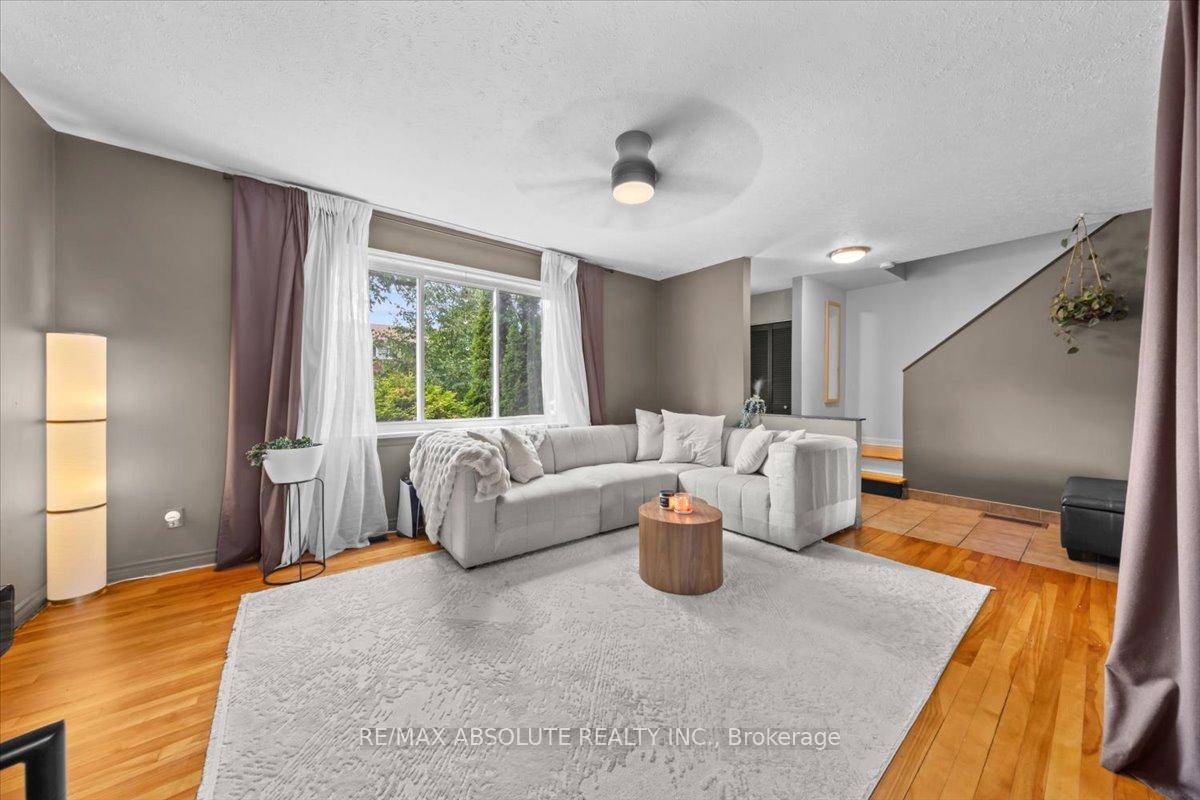 Photo 5 of 791 Borthwick Avenue, Ottawa, Castle Heights/Rideau High — HOMEH