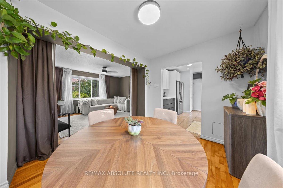 Photo 9 of 791 Borthwick Avenue, Ottawa, Castle Heights/Rideau High — HOMEH