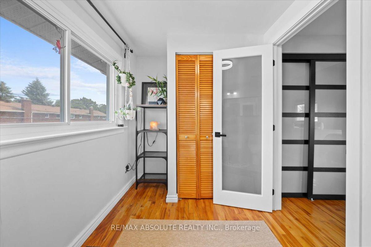 Photo 18 of 791 Borthwick Avenue, Ottawa, Castle Heights/Rideau High — HOMEH