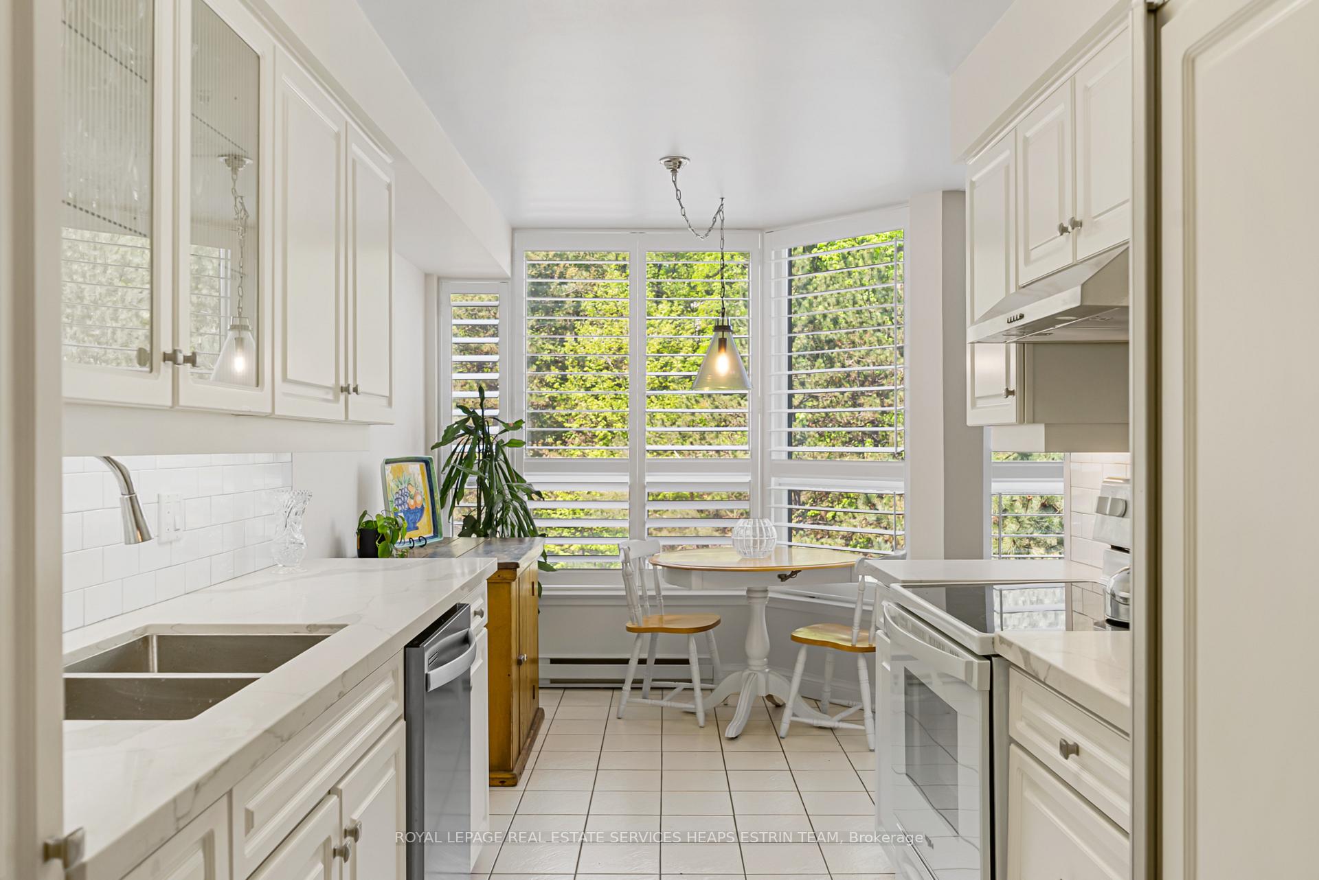 Photo 12 of Unit 503, 3800 Yonge Street, Toronto, Bedford Park-Nortown — HOMEH