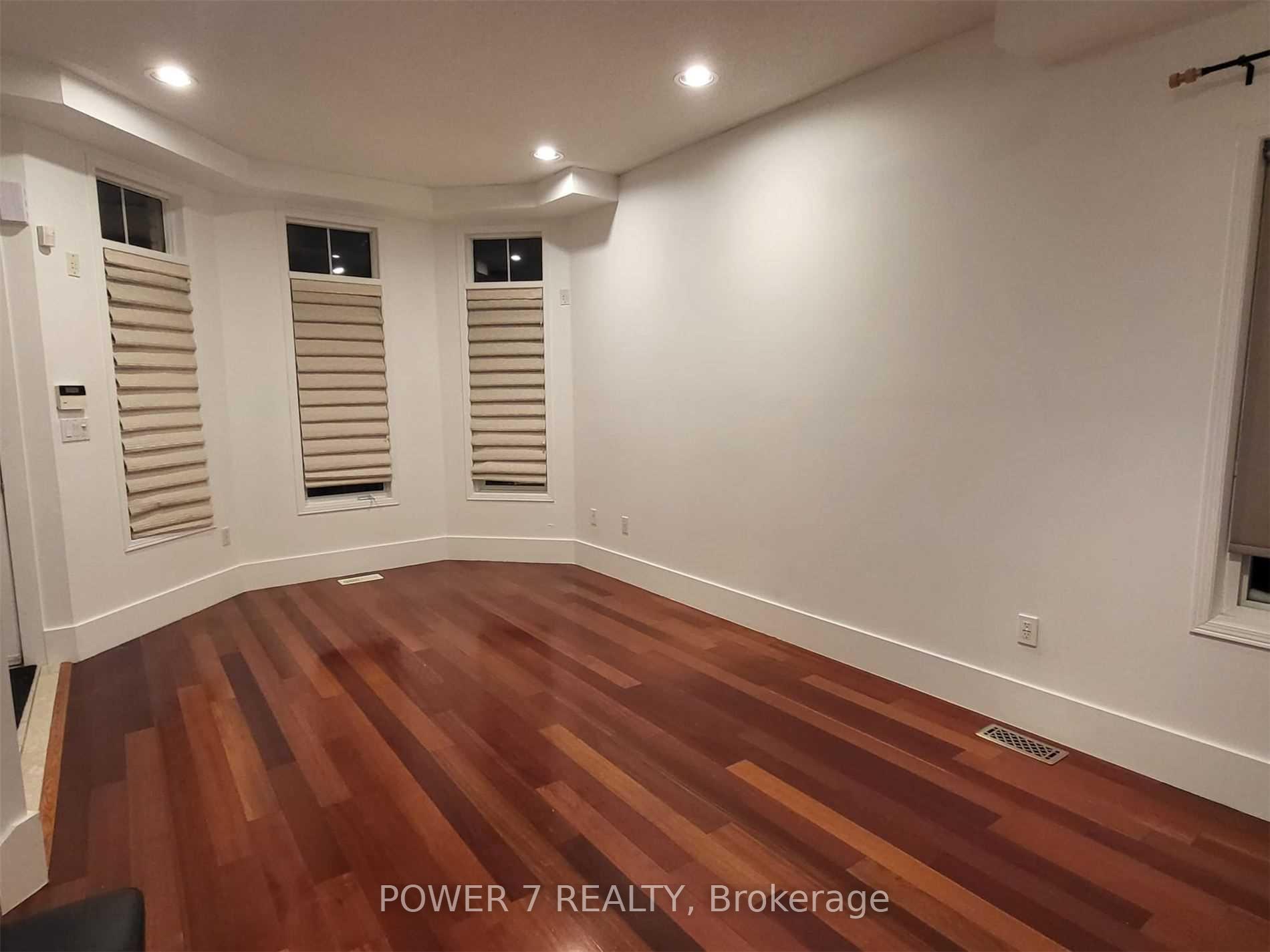 Photo 5 of 254 Bur Oak Avenue, Markham, Berczy — HOMEH