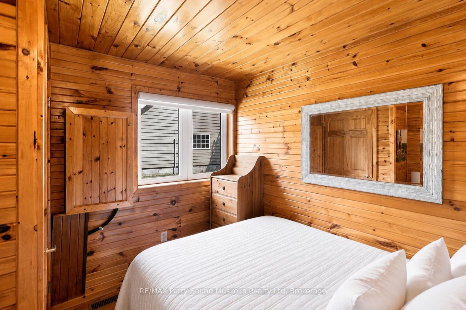 Photo 33 of 587 Centre Road, McKellar — HOMEH