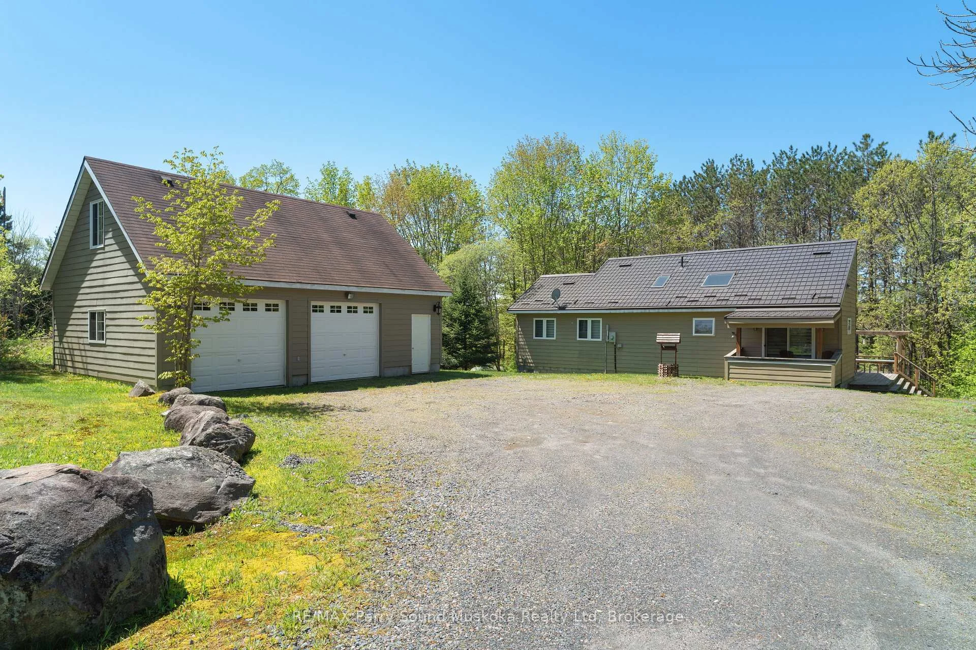 Photo 4 of 587 Centre Road, McKellar — HOMEH