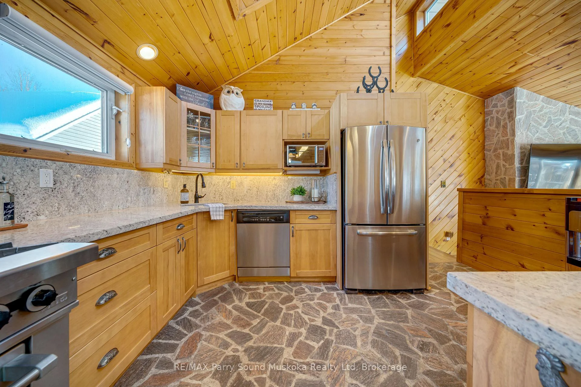 Photo 34 of 587 Centre Road, McKellar — HOMEH