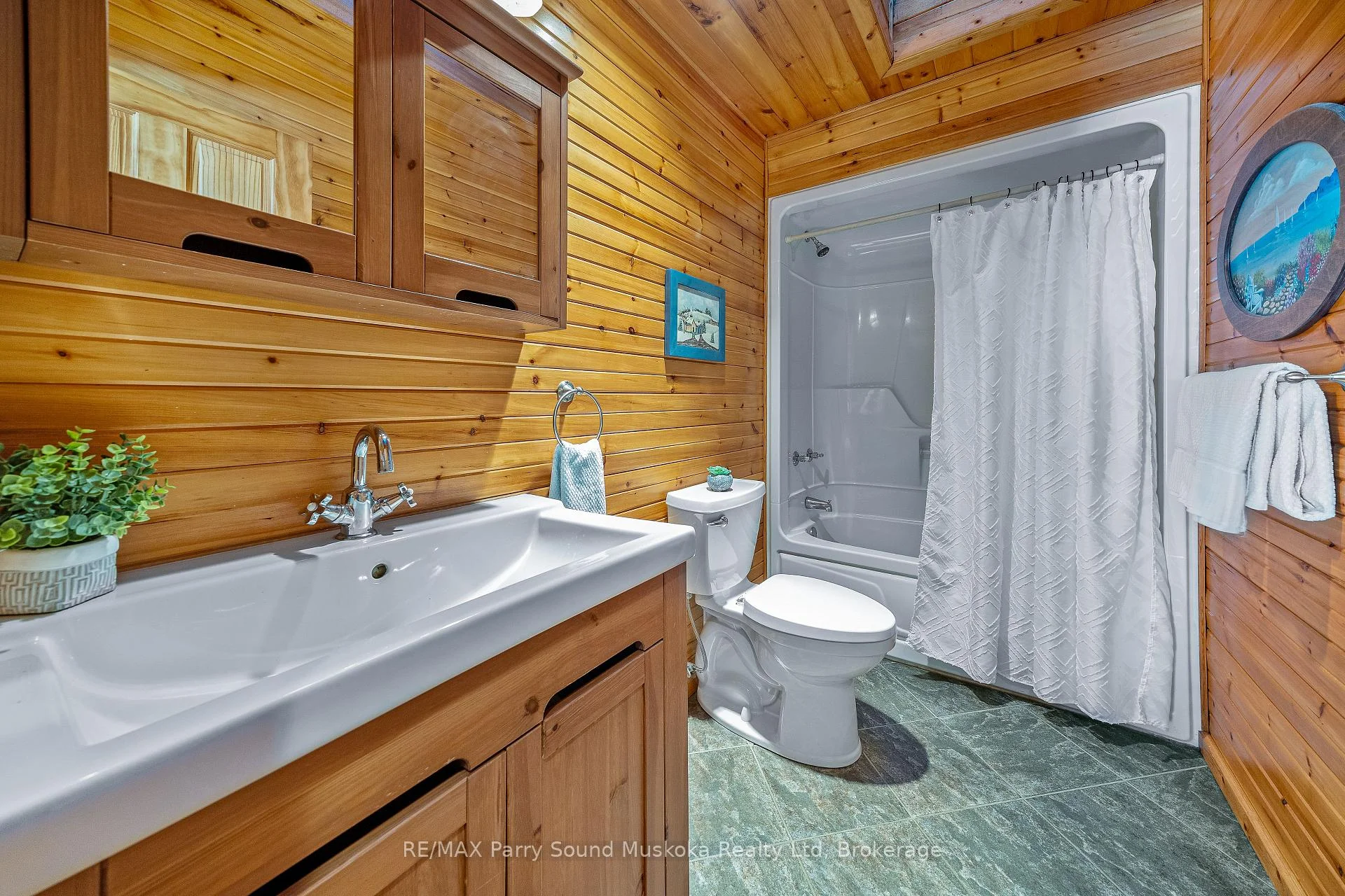 Photo 42 of 587 Centre Road, McKellar — HOMEH