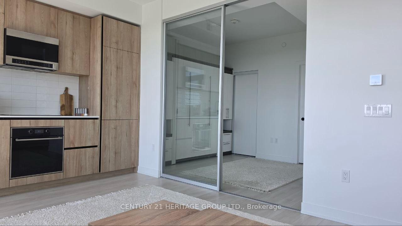 Photo 5 of Unit 2611, 127 Broadway Avenue S, Toronto, Mount Pleasant West — HOMEH
