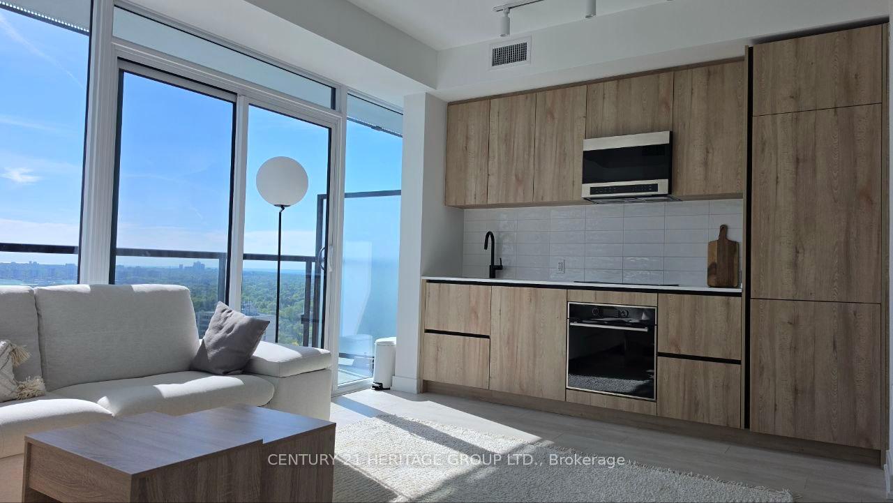 Photo 4 of Unit 2611, 127 Broadway Avenue S, Toronto, Mount Pleasant West — HOMEH