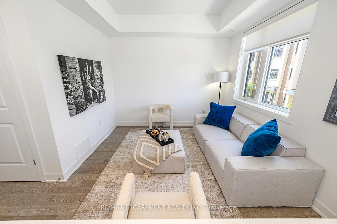 Photo 7 of Unit 251, 1075 Douglas McCurdy Common, Mississauga, Lakeview — HOMEH