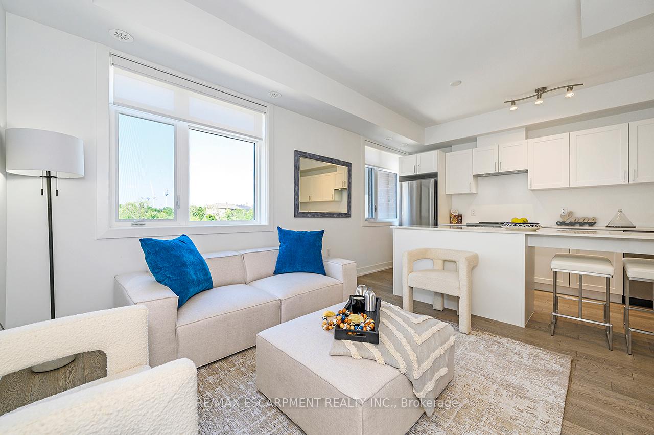 Photo 8 of Unit 251, 1075 Douglas McCurdy Common, Mississauga, Lakeview — HOMEH