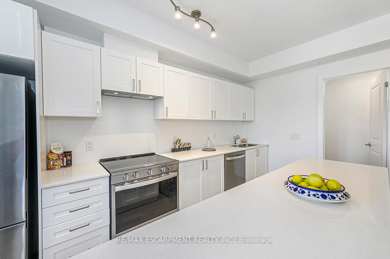 Photo 12 of Unit 251, 1075 Douglas McCurdy Common, Mississauga, Lakeview — HOMEH