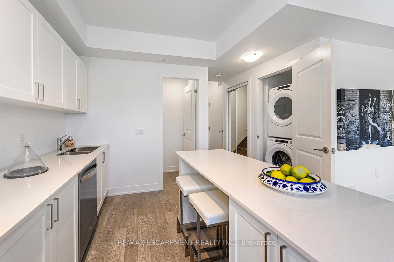 Photo 15 of Unit 251, 1075 Douglas McCurdy Common, Mississauga, Lakeview — HOMEH