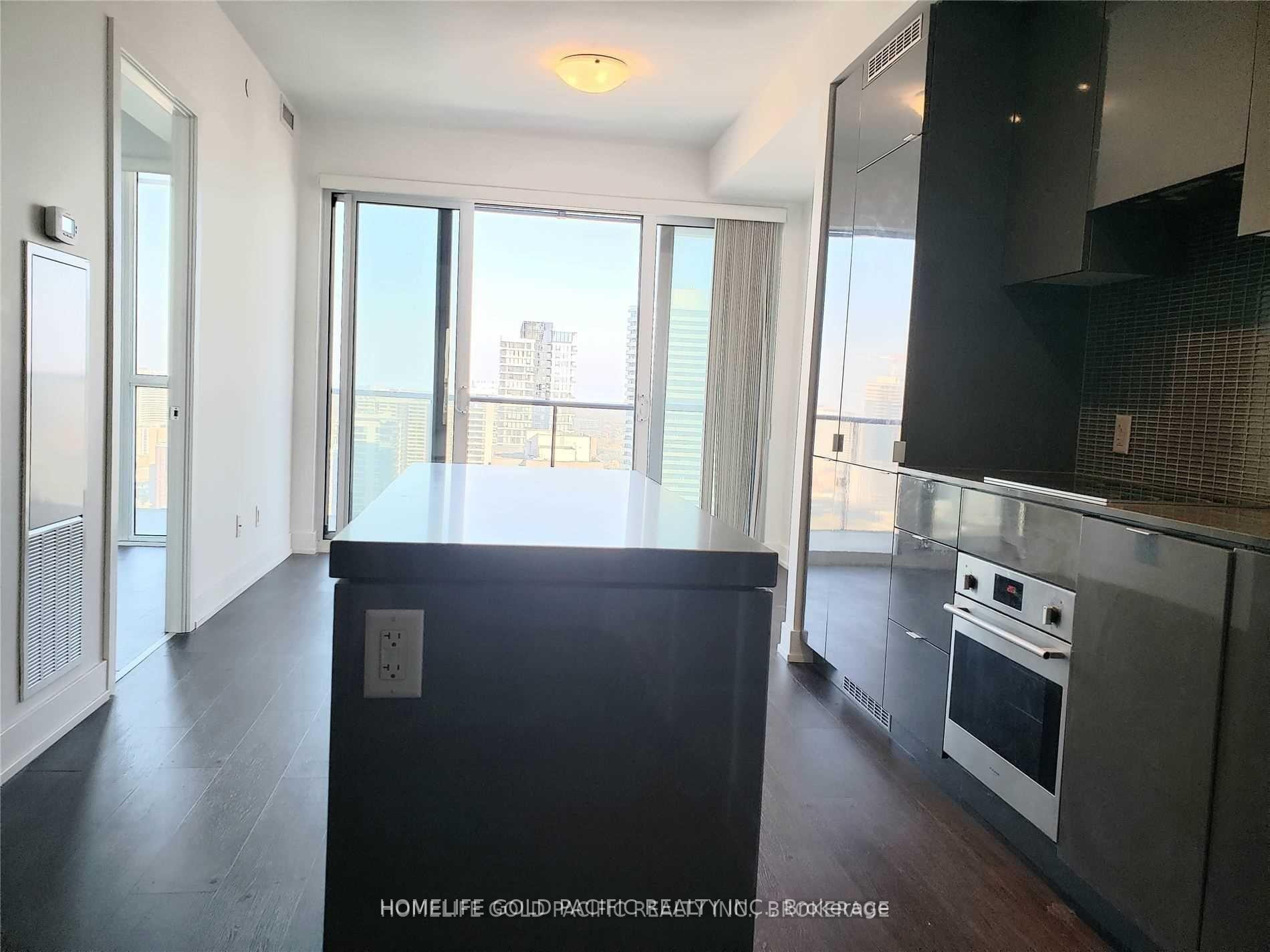 Photo 5 of Unit 3406, 7 Grenville Street, Toronto, Bay Street Corridor — HOMEH