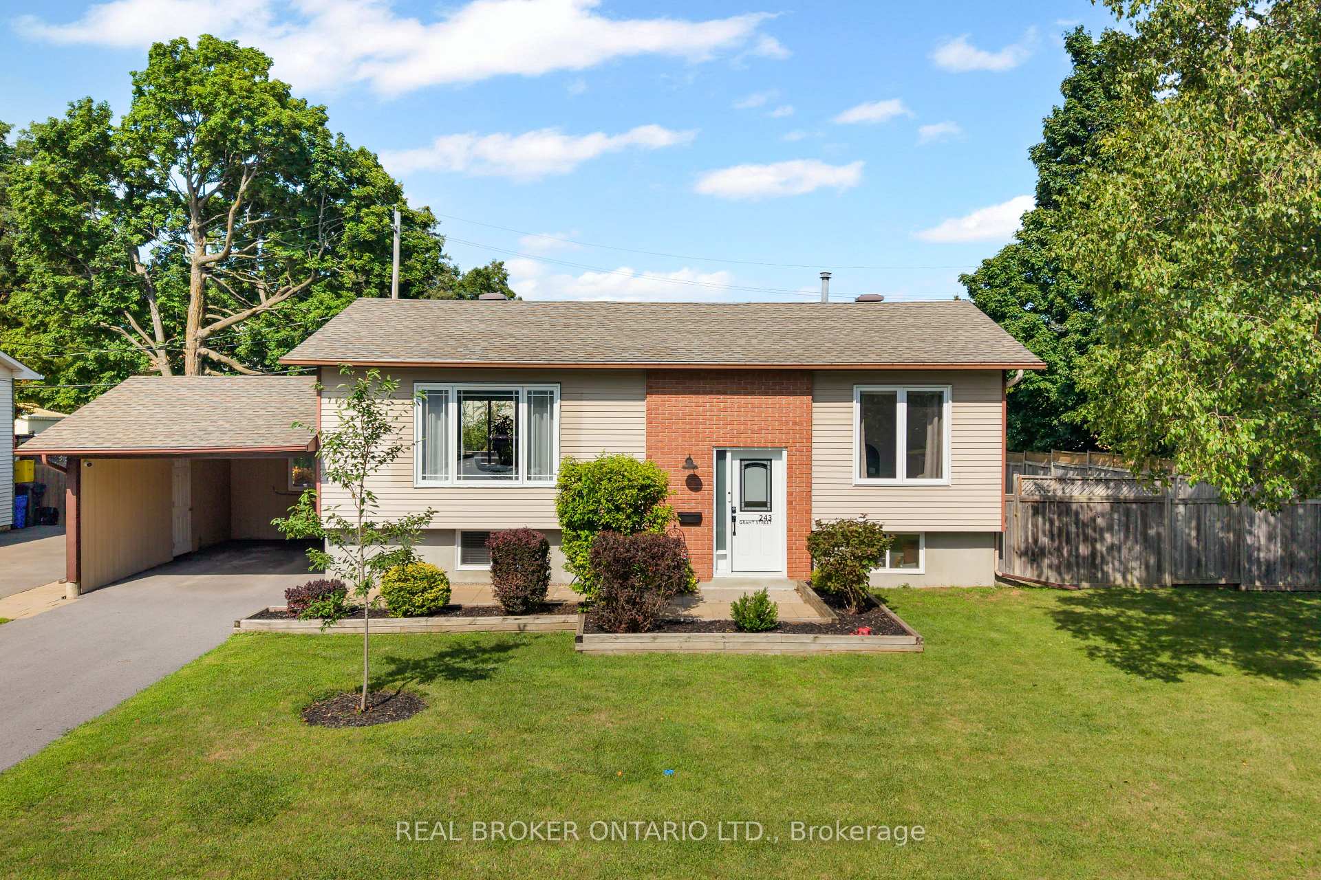 Photo 1 of 243 Grant Street, Carleton Place, Carleton Place — HOMEH