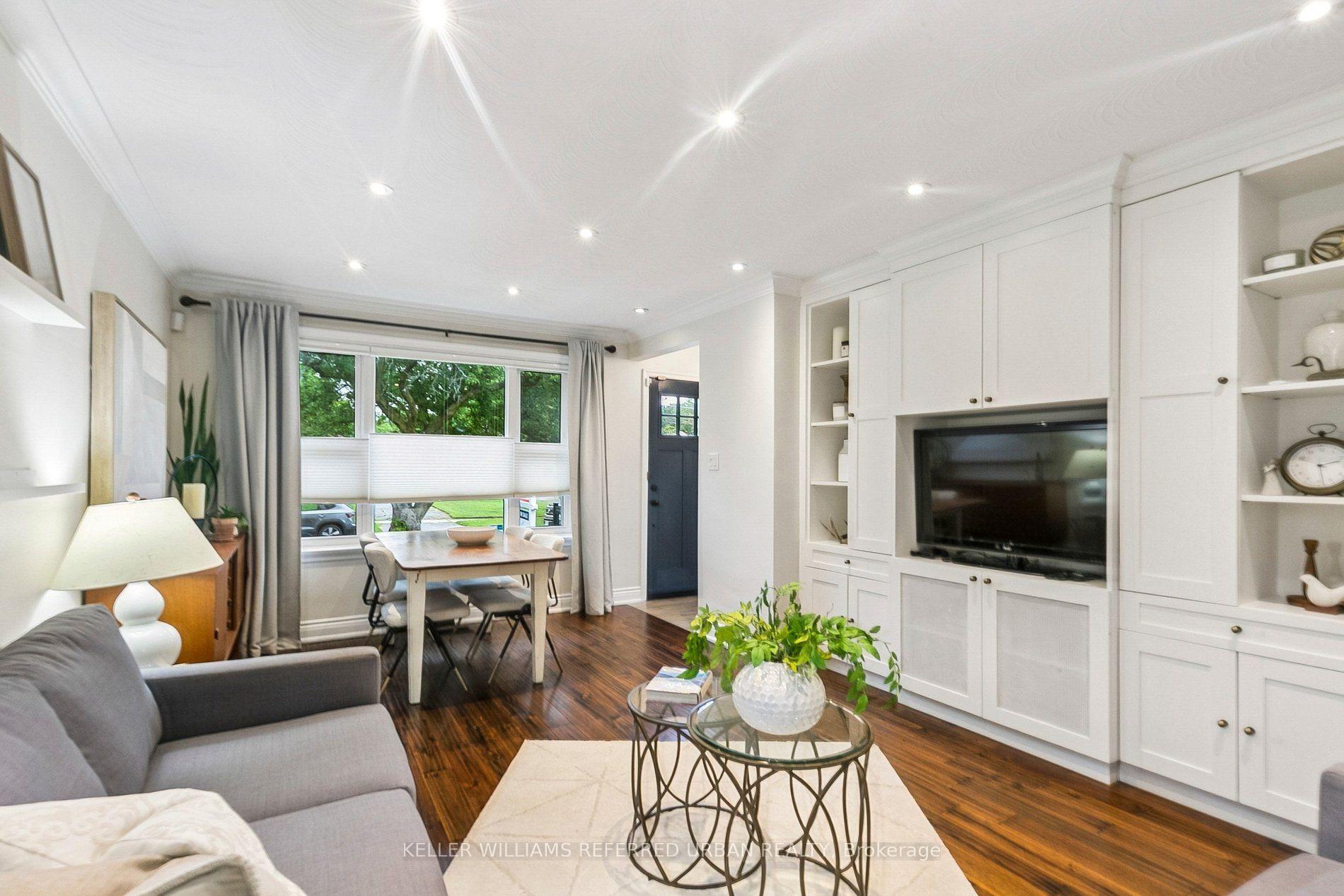 Photo 19 of 36 Vernadale Crescent, Scarborough, Clairlea-Birchmount — HOMEH