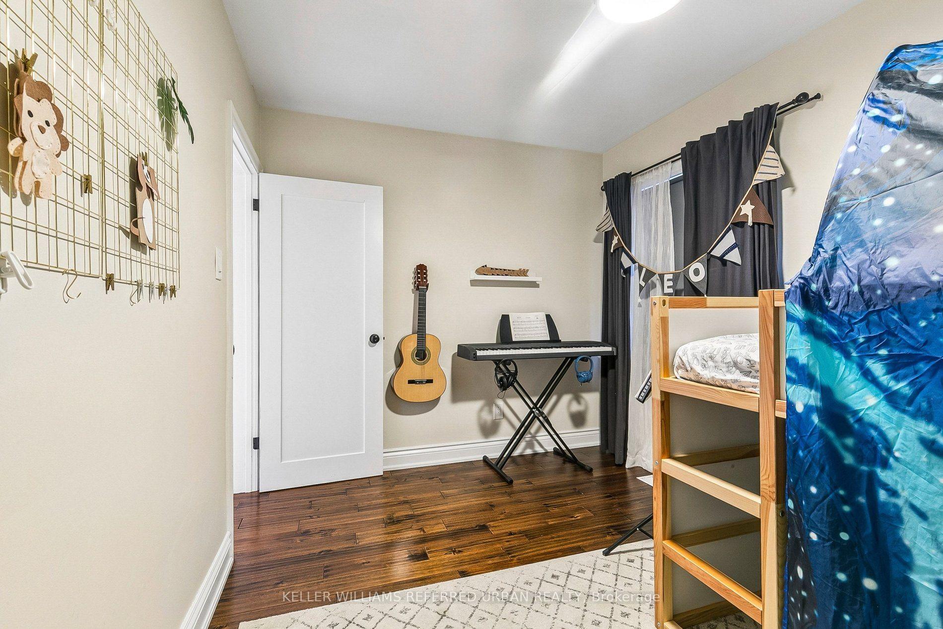 Photo 41 of 36 Vernadale Crescent, Scarborough, Clairlea-Birchmount — HOMEH