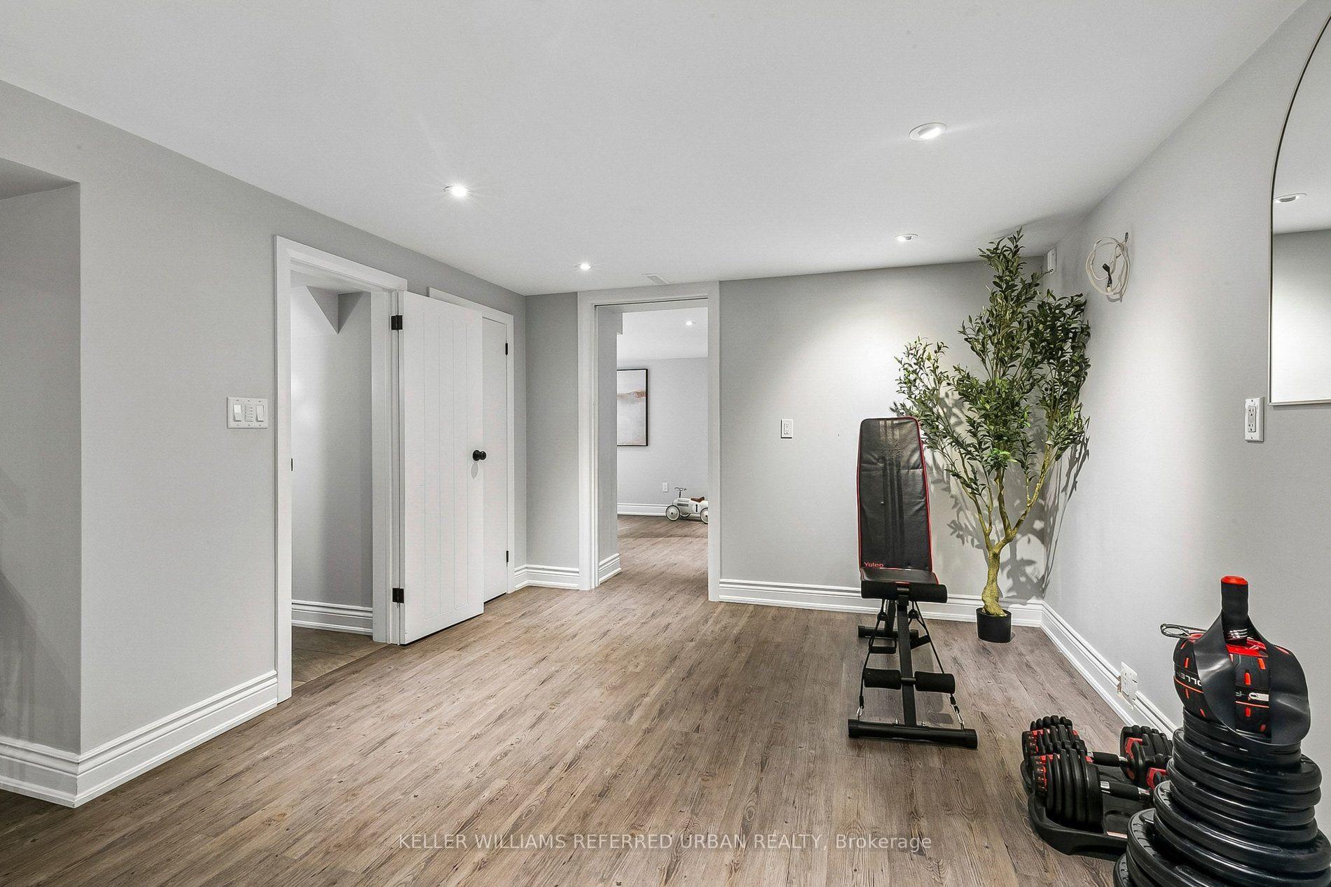 Photo 45 of 36 Vernadale Crescent, Scarborough, Clairlea-Birchmount — HOMEH