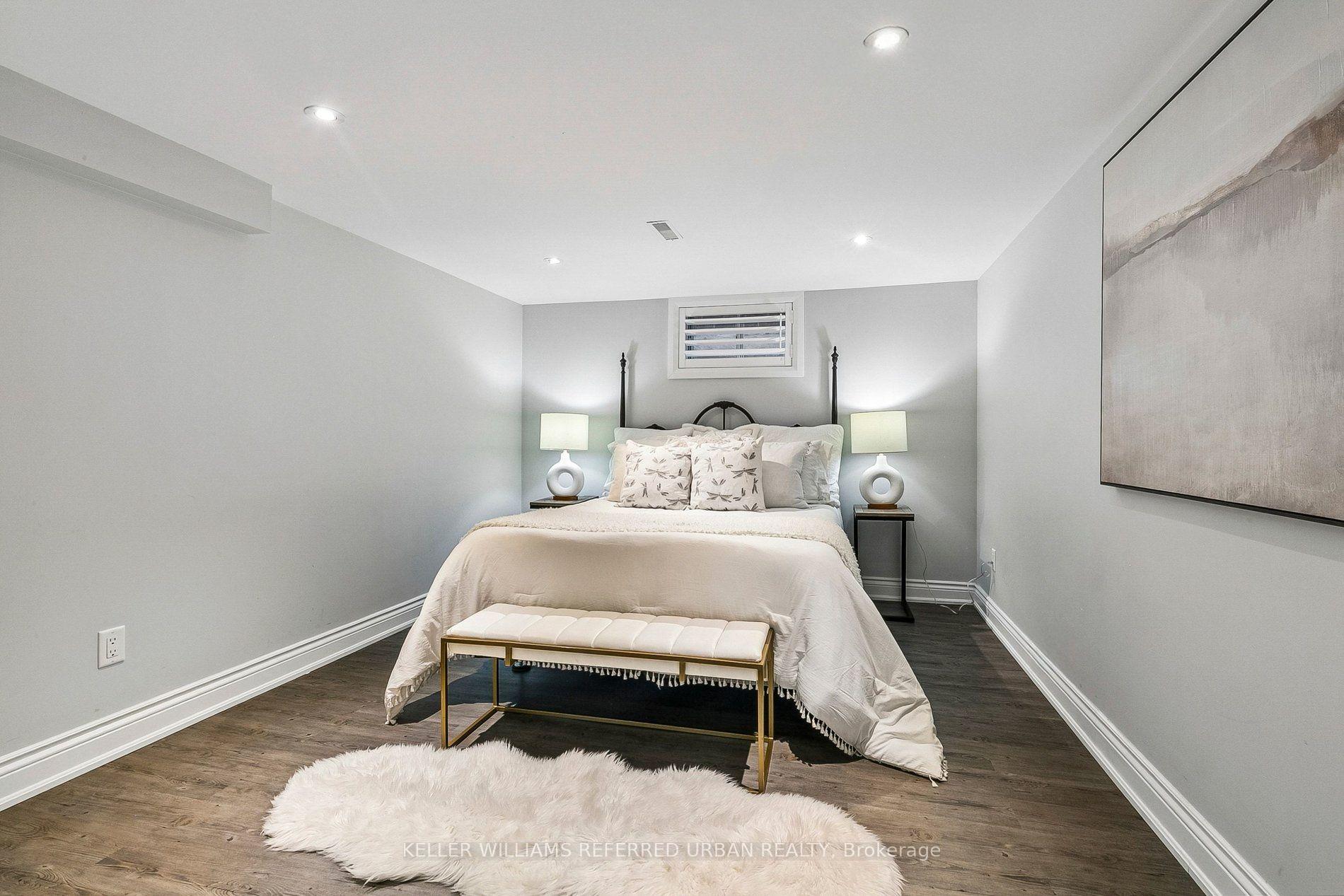Photo 49 of 36 Vernadale Crescent, Scarborough, Clairlea-Birchmount — HOMEH