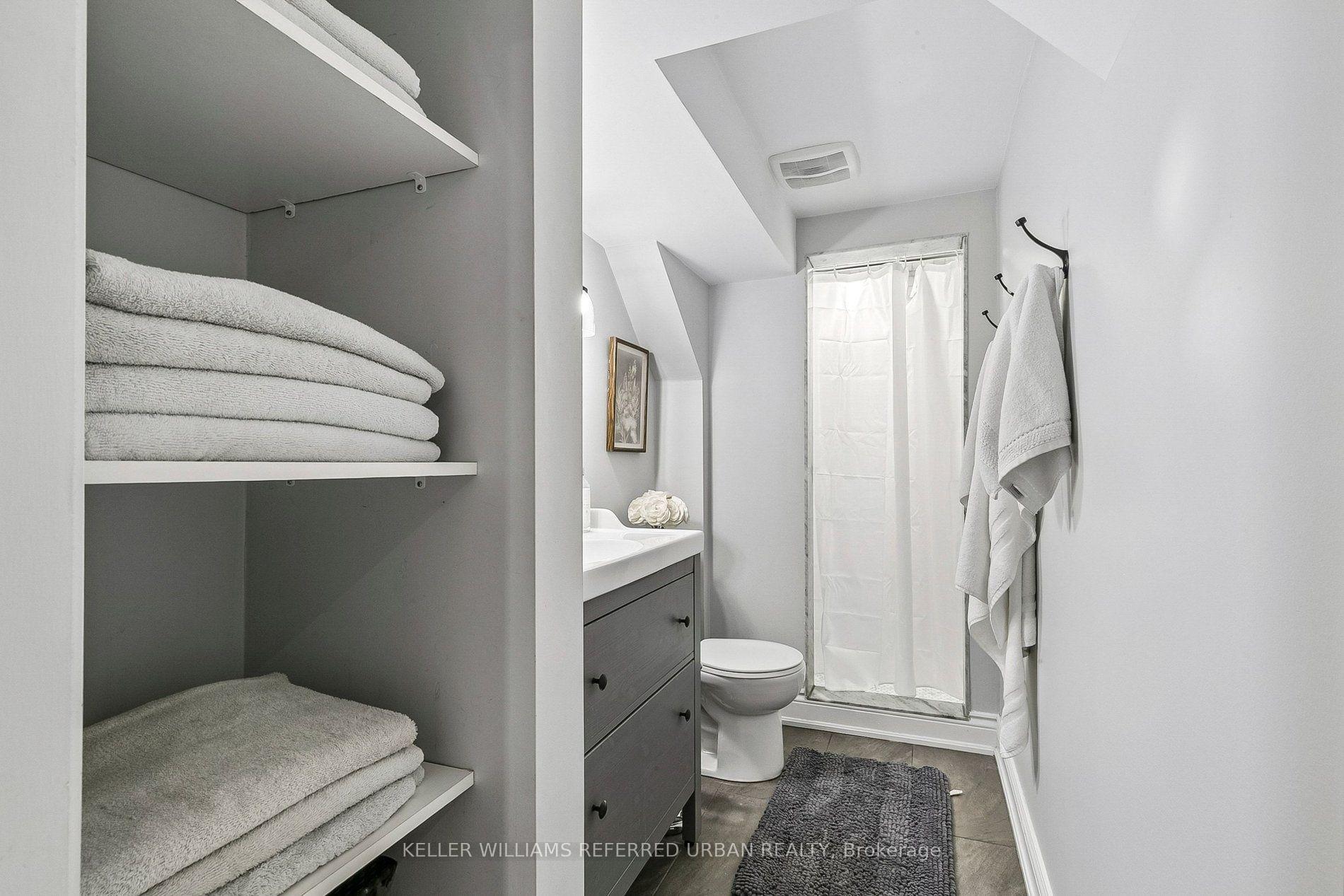Photo 53 of 36 Vernadale Crescent, Scarborough, Clairlea-Birchmount — HOMEH