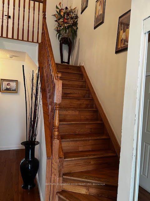 Photo 4 of 49 Dobson Drive, Ajax, Central — HOMEH