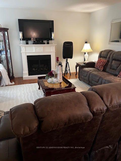 Photo 22 of 49 Dobson Drive, Ajax, Central — HOMEH