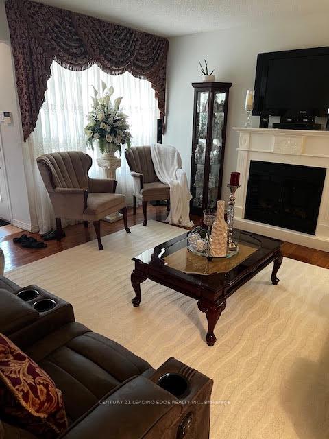 Photo 23 of 49 Dobson Drive, Ajax, Central — HOMEH