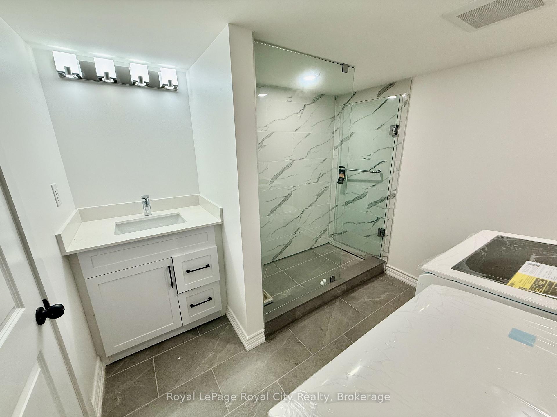 Photo 8 of 34 John Brabson Crescent, Guelph, Kortright East — HOMEH