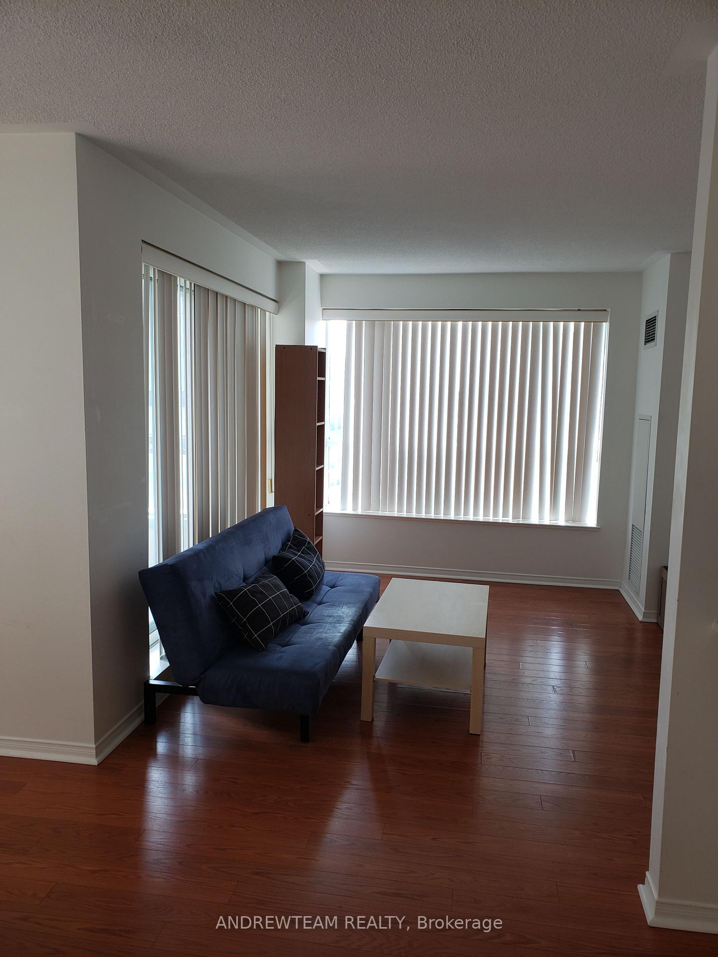 Photo 5 of Unit 1406, 887 Bay Street, Toronto, Bay Street Corridor — HOMEH