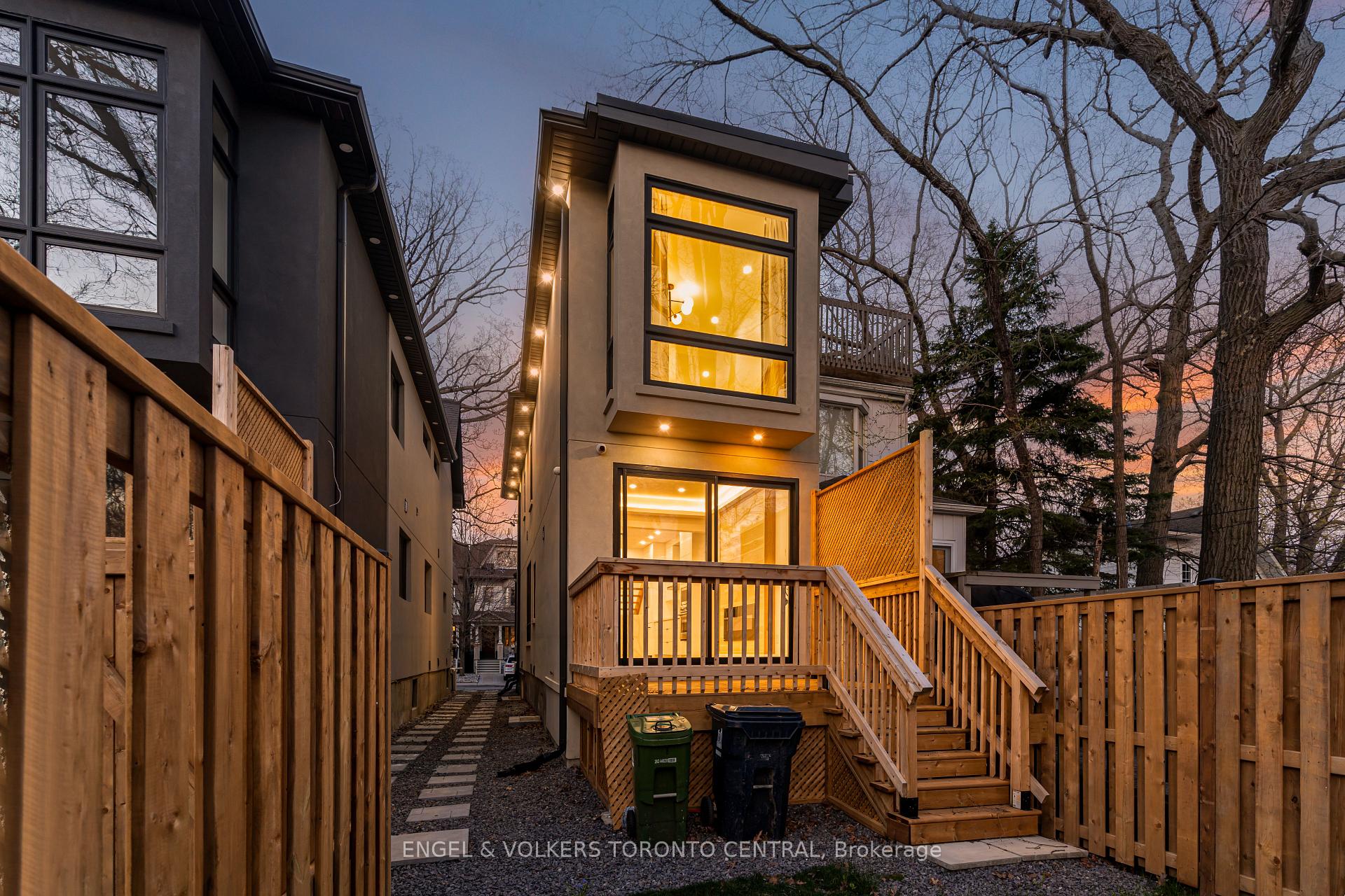 Photo 27 of 230 Willow Avenue, Toronto, The Beaches — HOMEH