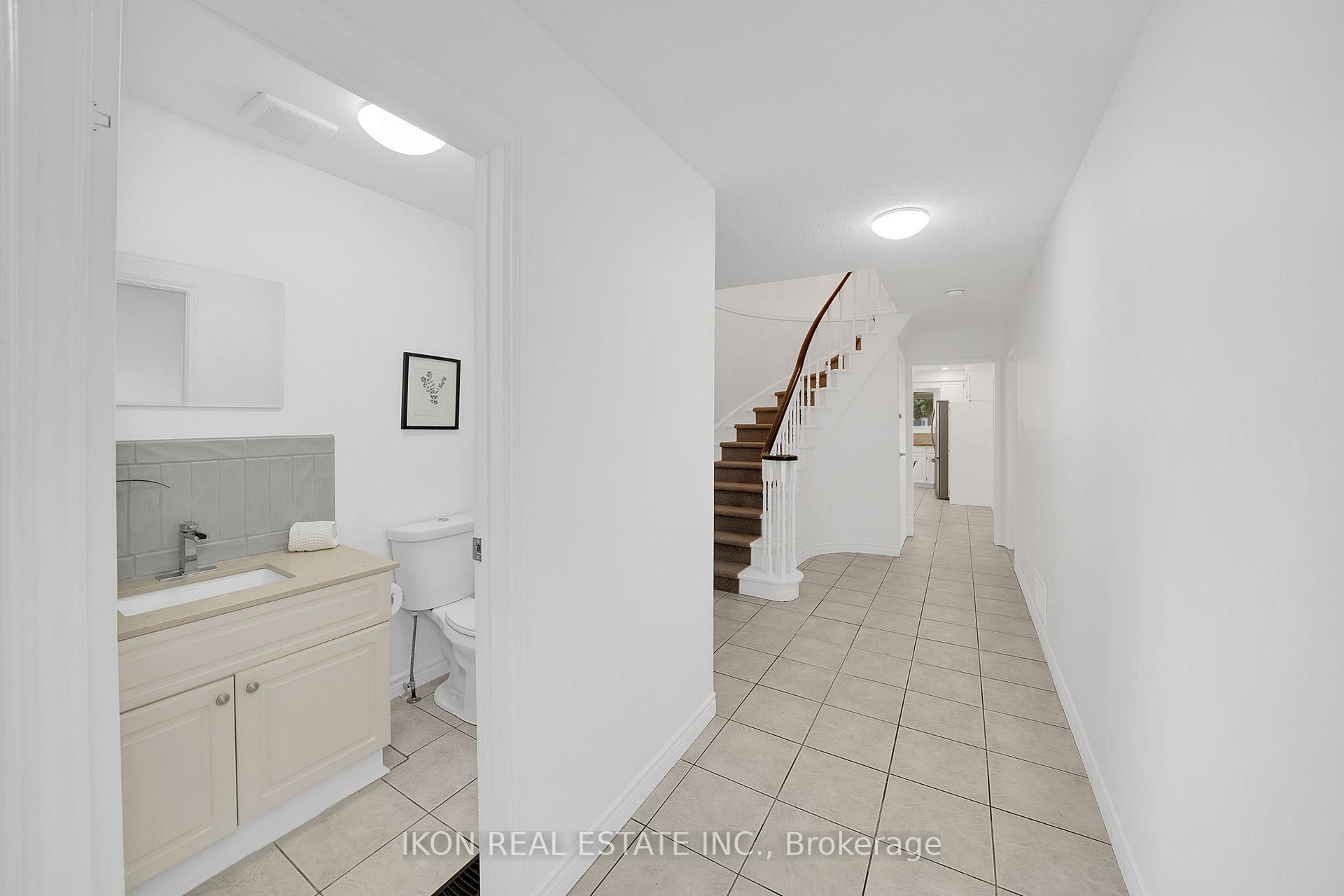 Photo 10 of 182 Tall Grass Trail, Vaughan, East Woodbridge — HOMEH