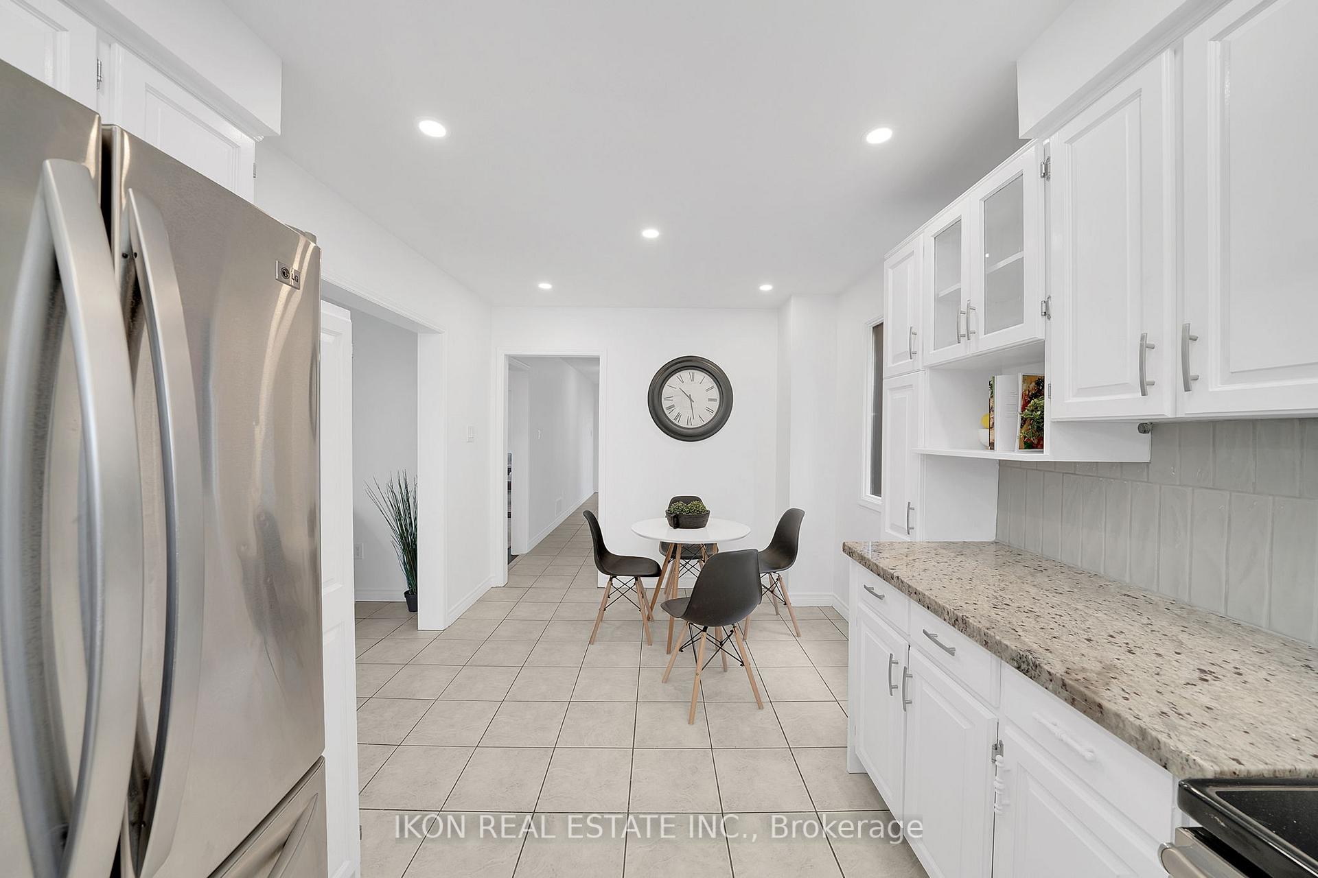 Photo 13 of 182 Tall Grass Trail, Vaughan, East Woodbridge — HOMEH