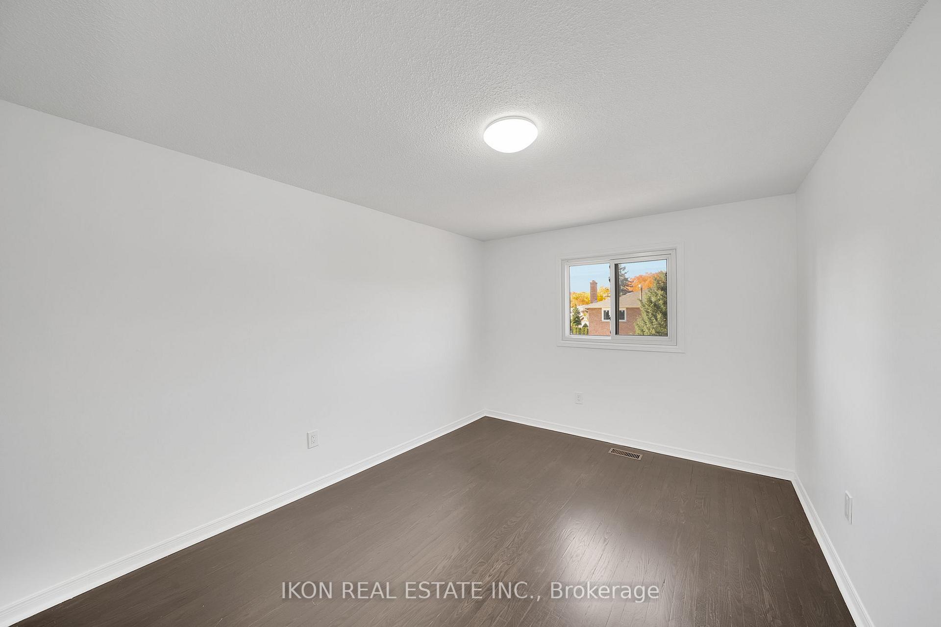 Photo 23 of 182 Tall Grass Trail, Vaughan, East Woodbridge — HOMEH