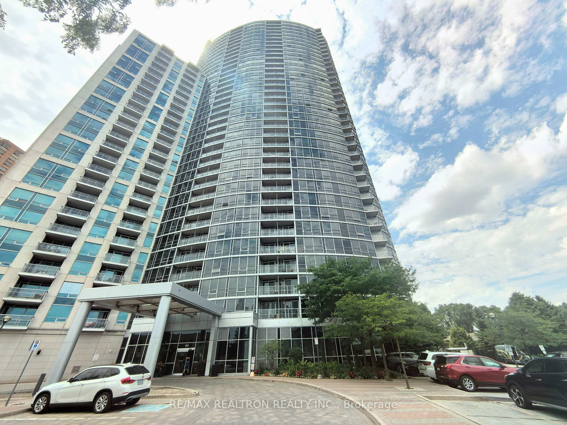Front of Unit 2508, 83 Borough Drive