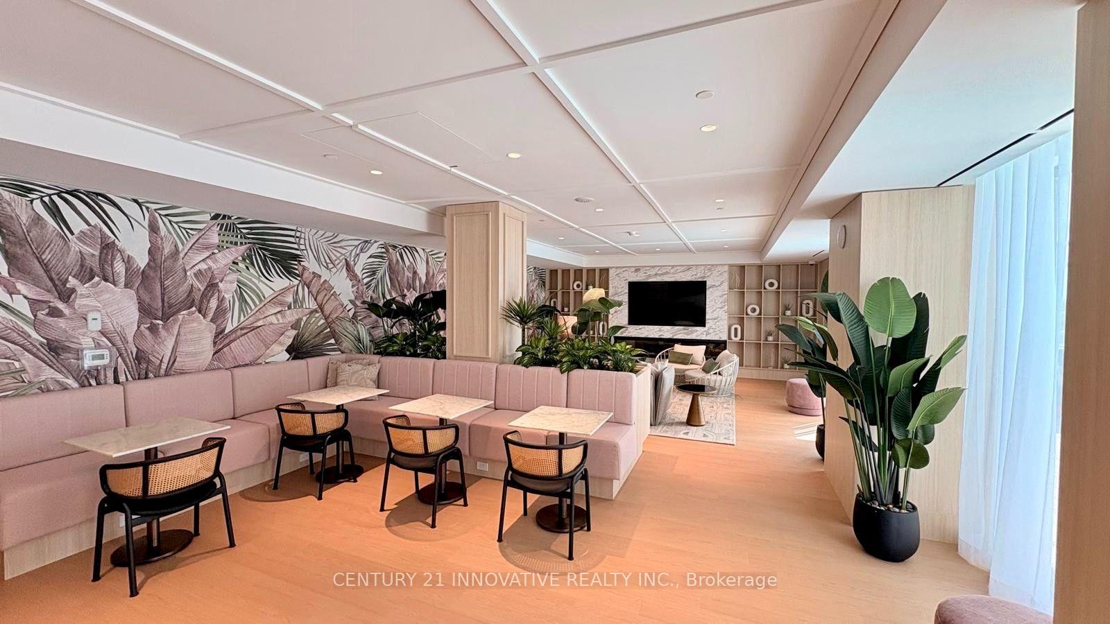 Photo 7 of Unit 809, 5 Meadowdale Road, Vaughan, Vaughan Corporate Centre — HOMEH
