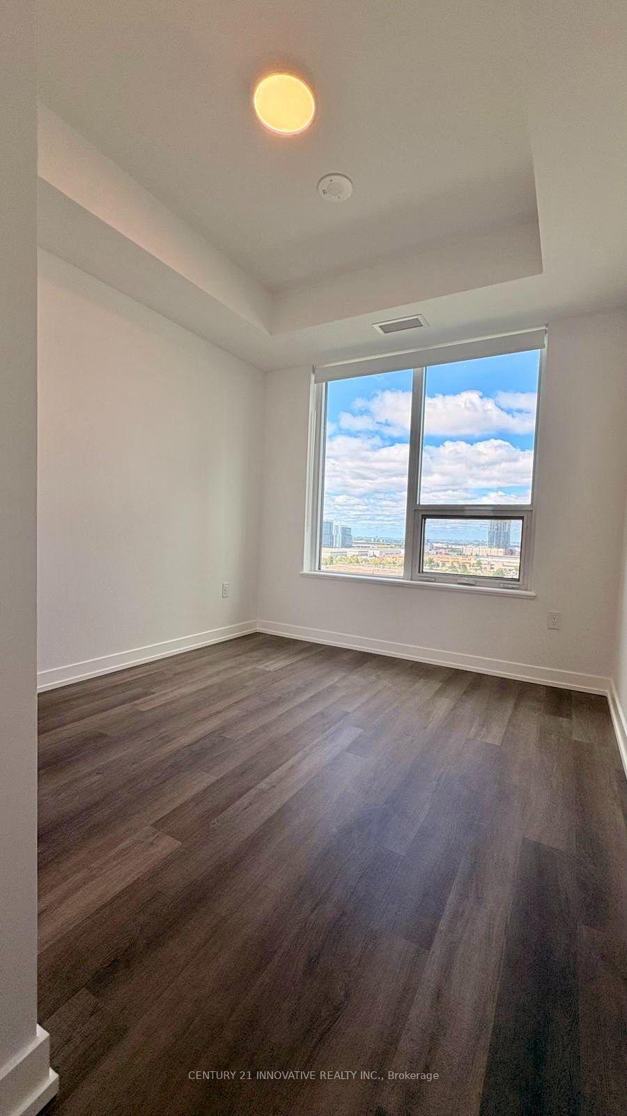 Photo 29 of Unit 809, 5 Meadowdale Road, Vaughan, Vaughan Corporate Centre — HOMEH