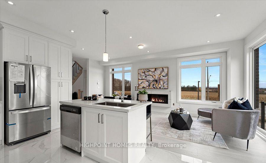 Photo 14 of 77 Schmeltzer Crescent, Richmond Hill, Rural Richmond Hill — HOMEH