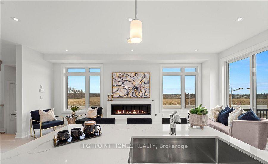 Photo 19 of 77 Schmeltzer Crescent, Richmond Hill, Rural Richmond Hill — HOMEH