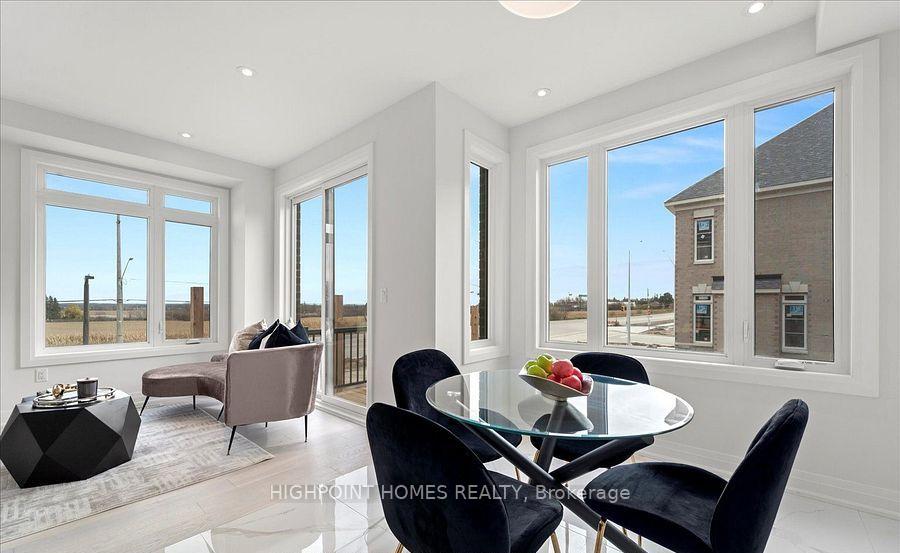Photo 21 of 77 Schmeltzer Crescent, Richmond Hill, Rural Richmond Hill — HOMEH