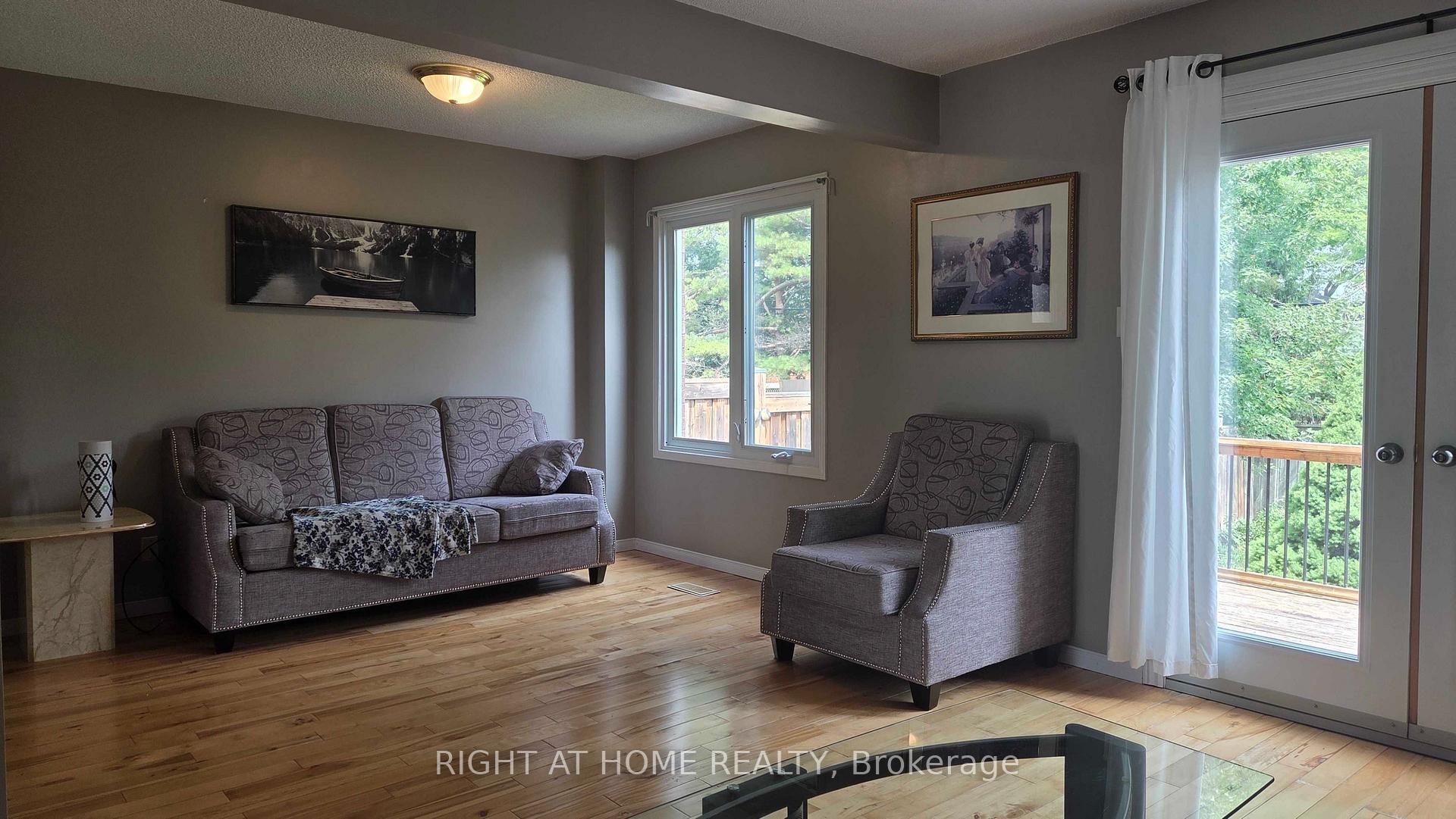 Photo 8 of 129 Heydon Avenue, New Tecumseth, Alliston — HOMEH