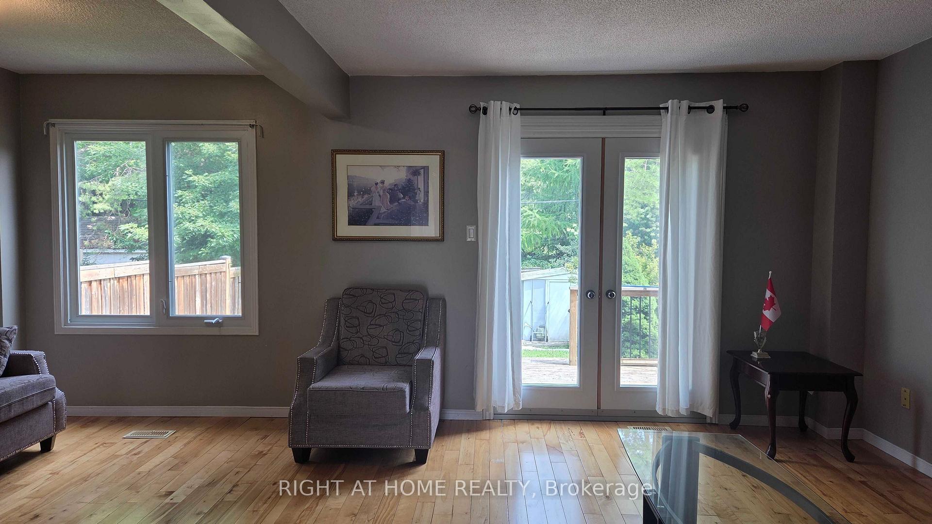 Photo 9 of 129 Heydon Avenue, New Tecumseth, Alliston — HOMEH